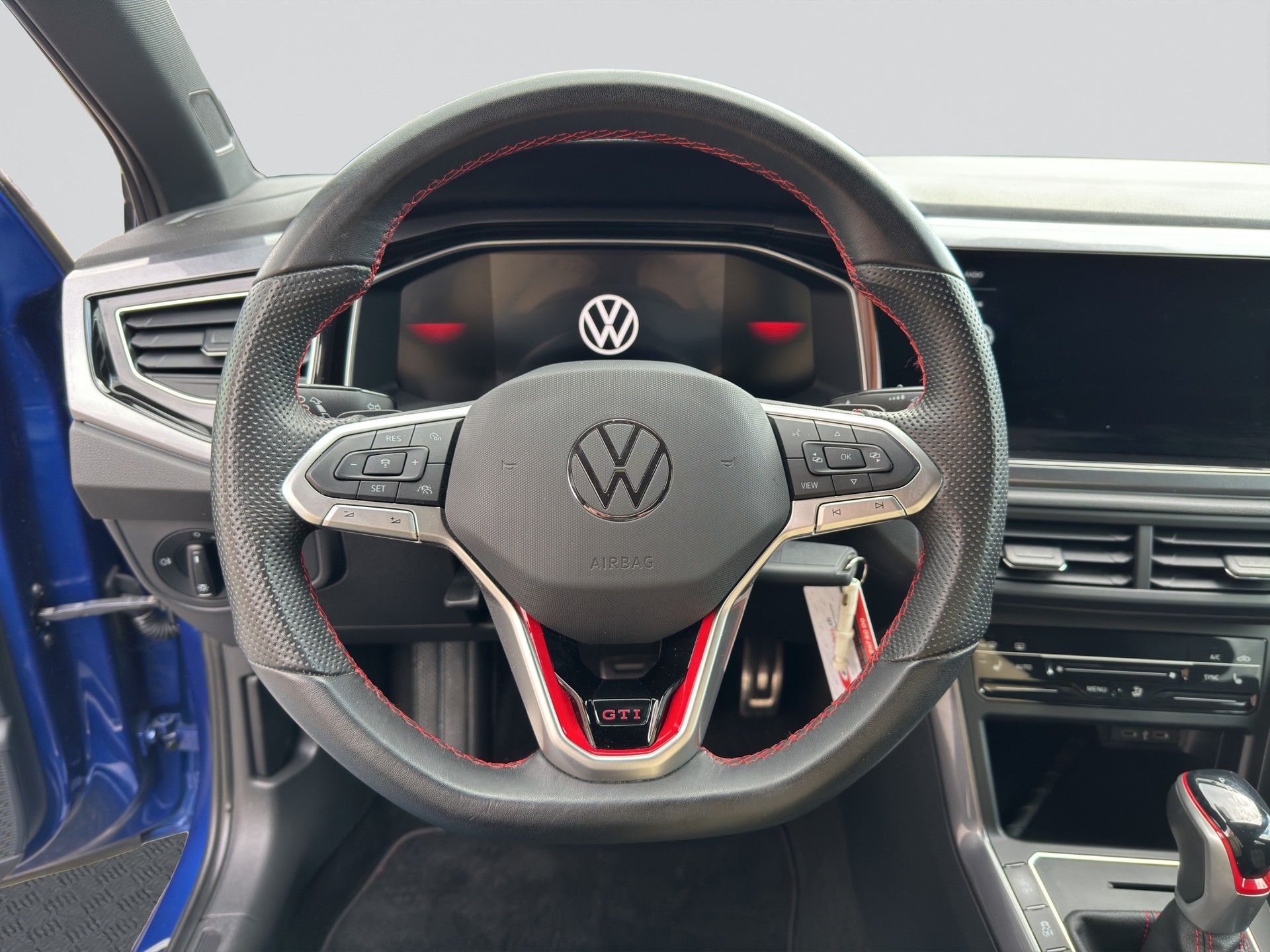 VW Polo 2.0 TSI GTI DSG-image-9
