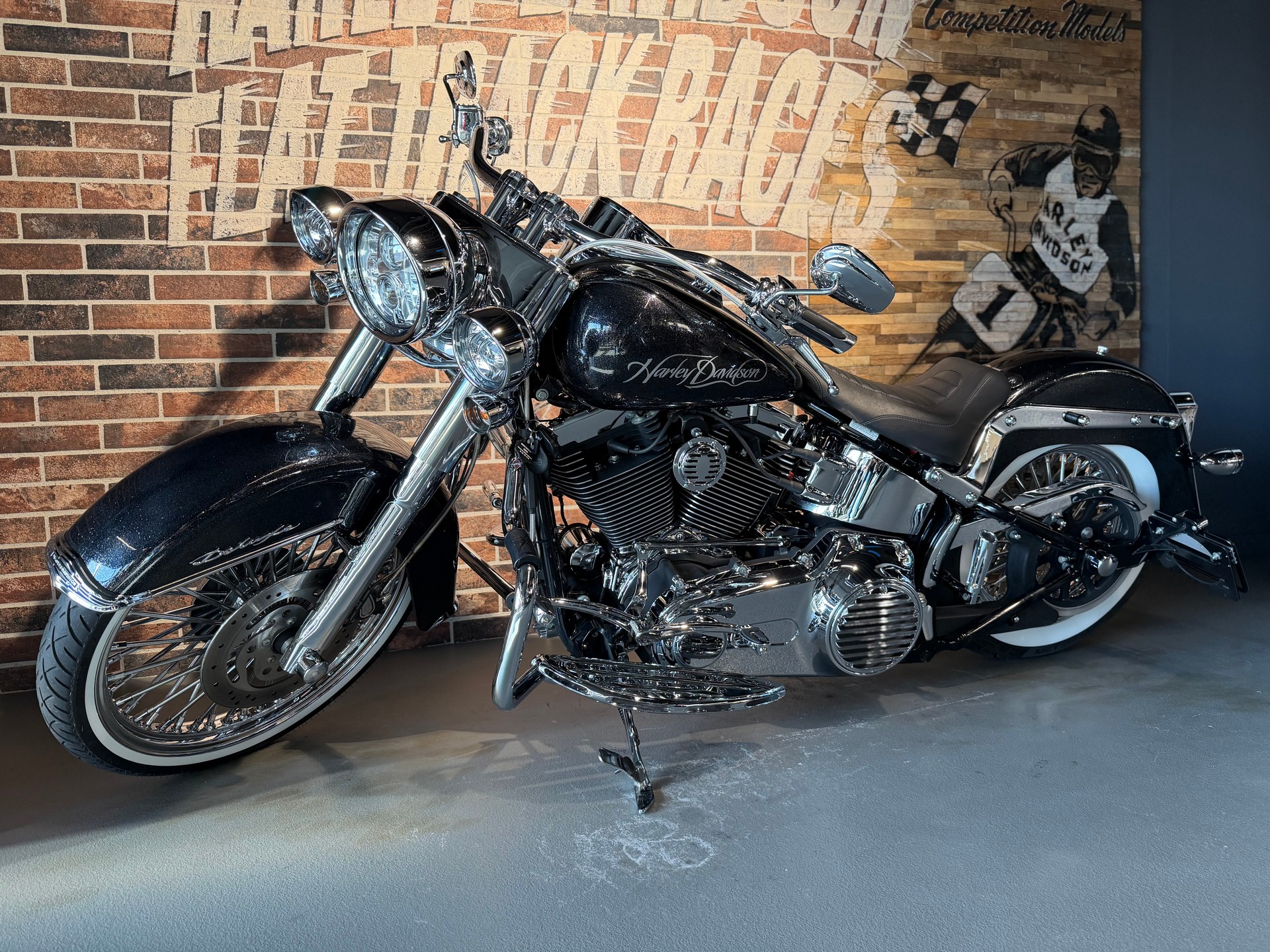 HARLEY-DAVIDSON FLSTN Softail Deluxe ABS