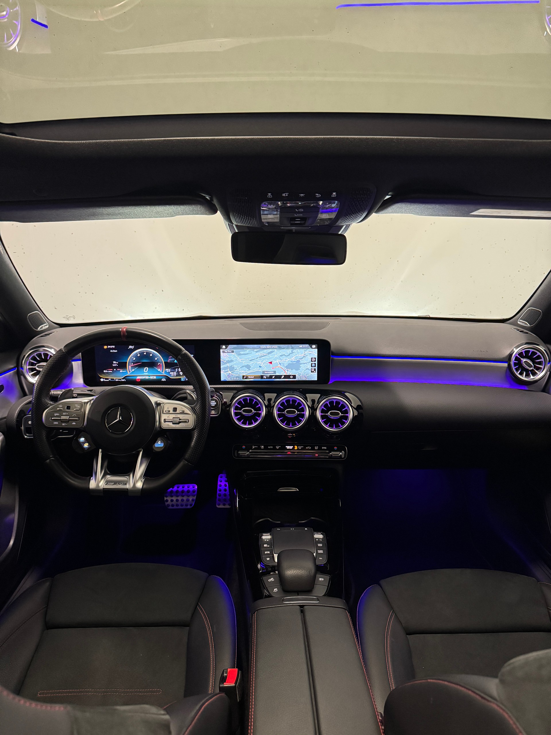 MERCEDES-BENZ A 45 S AMG 4Matic+ Speedshift *CH*-image-10
