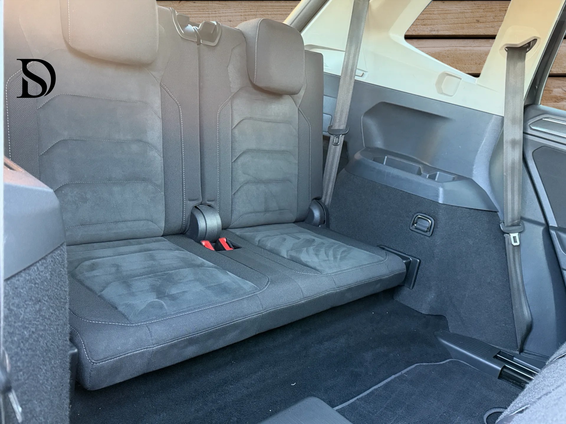 VW Tiguan Allspace 7 PLACES 2.0TSI Highline 4Motion DSG-image-14