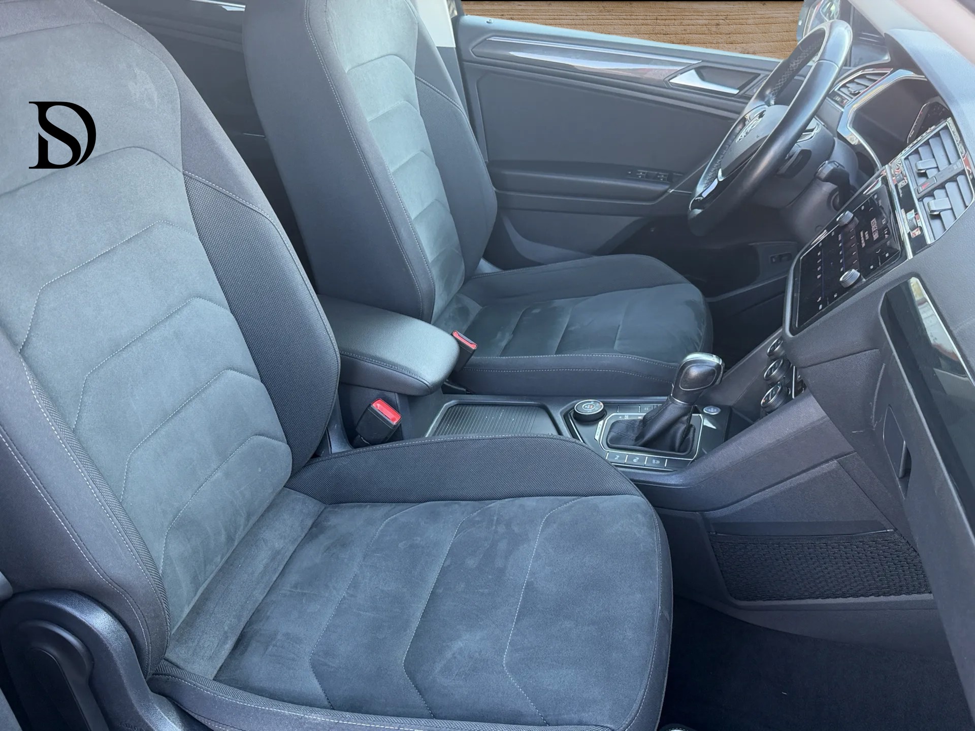 VW Tiguan Allspace 7 PLACES 2.0TSI Highline 4Motion DSG-image-9