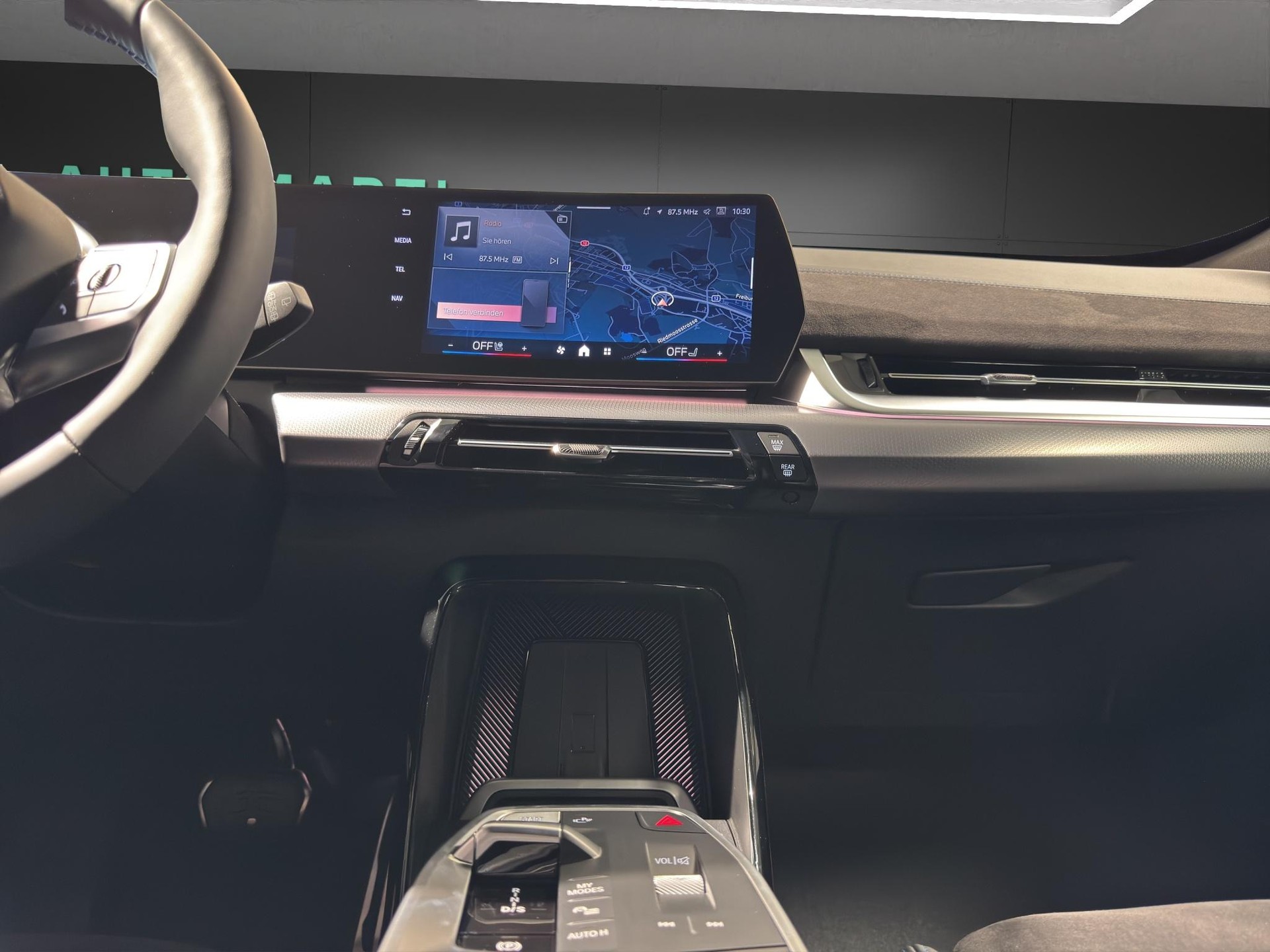 BMW X1 20d xDrive paddles-image-18