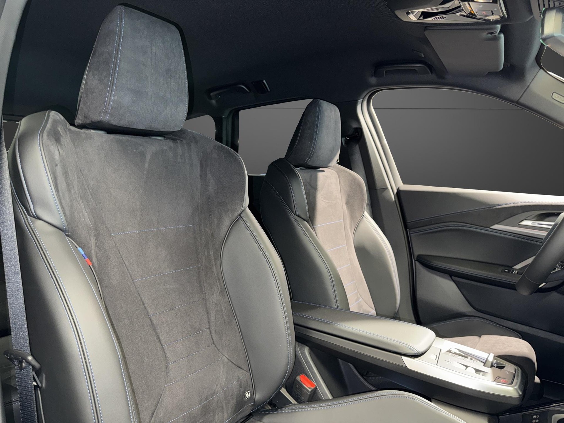 BMW X1 20d xDrive paddles-image-17