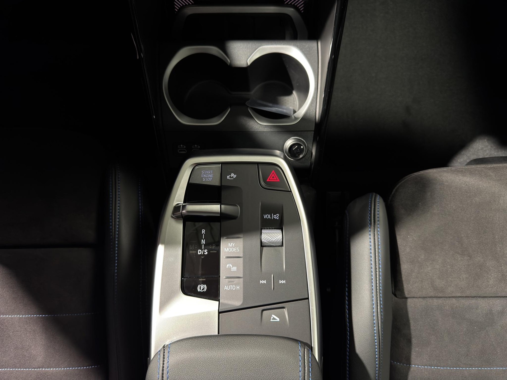 BMW X1 20d xDrive paddles-image-10