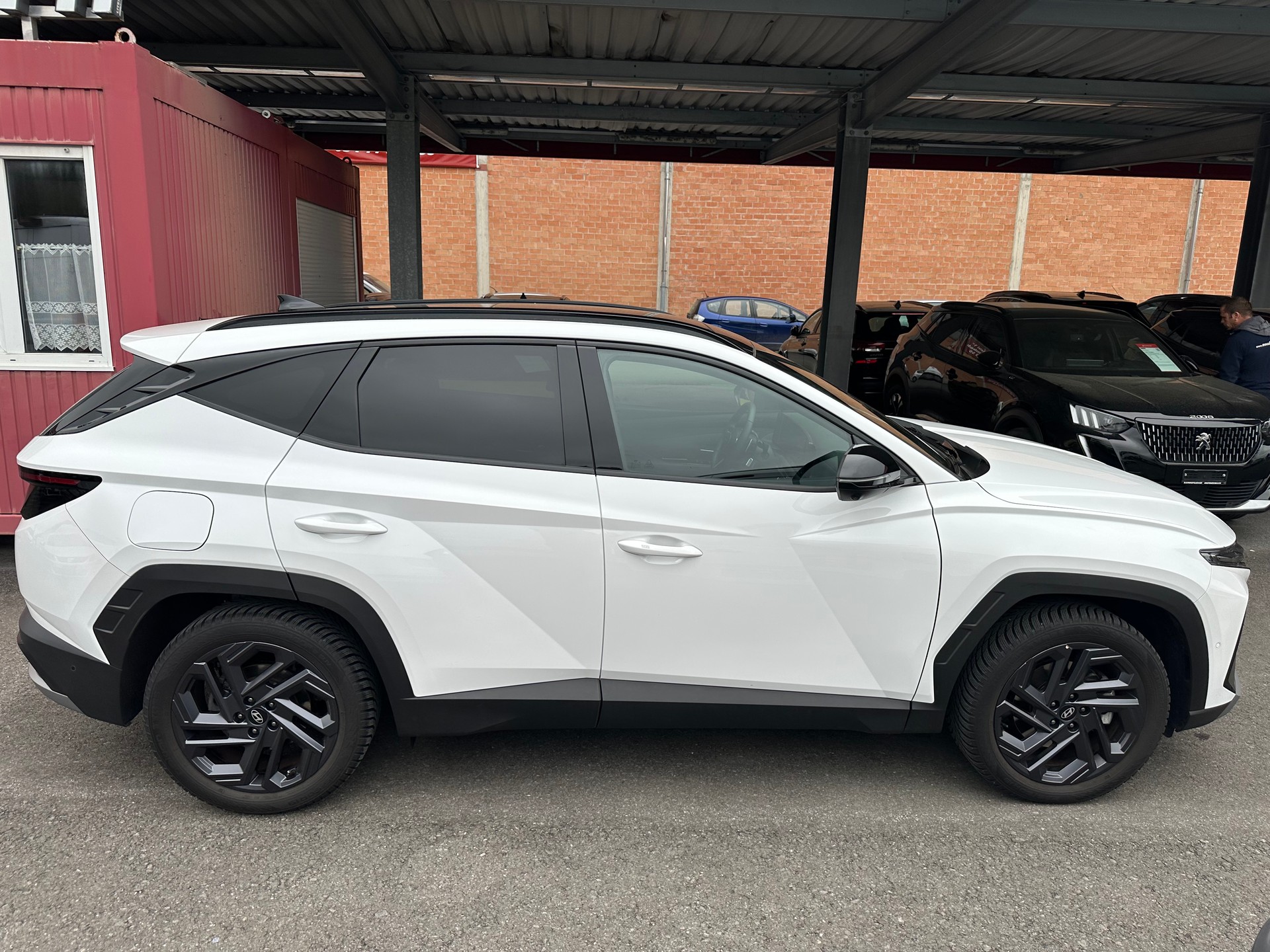 HYUNDAI Tucson 1.6 TGDI PHEV 20th Anniversary 4WD-image-1