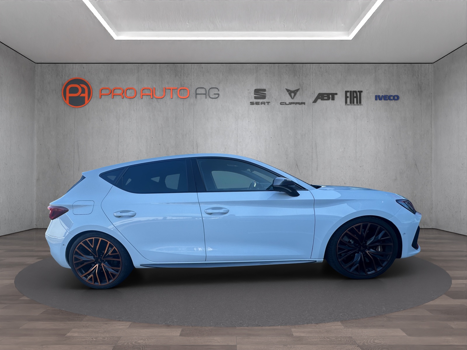 CUPRA LEON VZ 2.0 TSI DSG-image-4