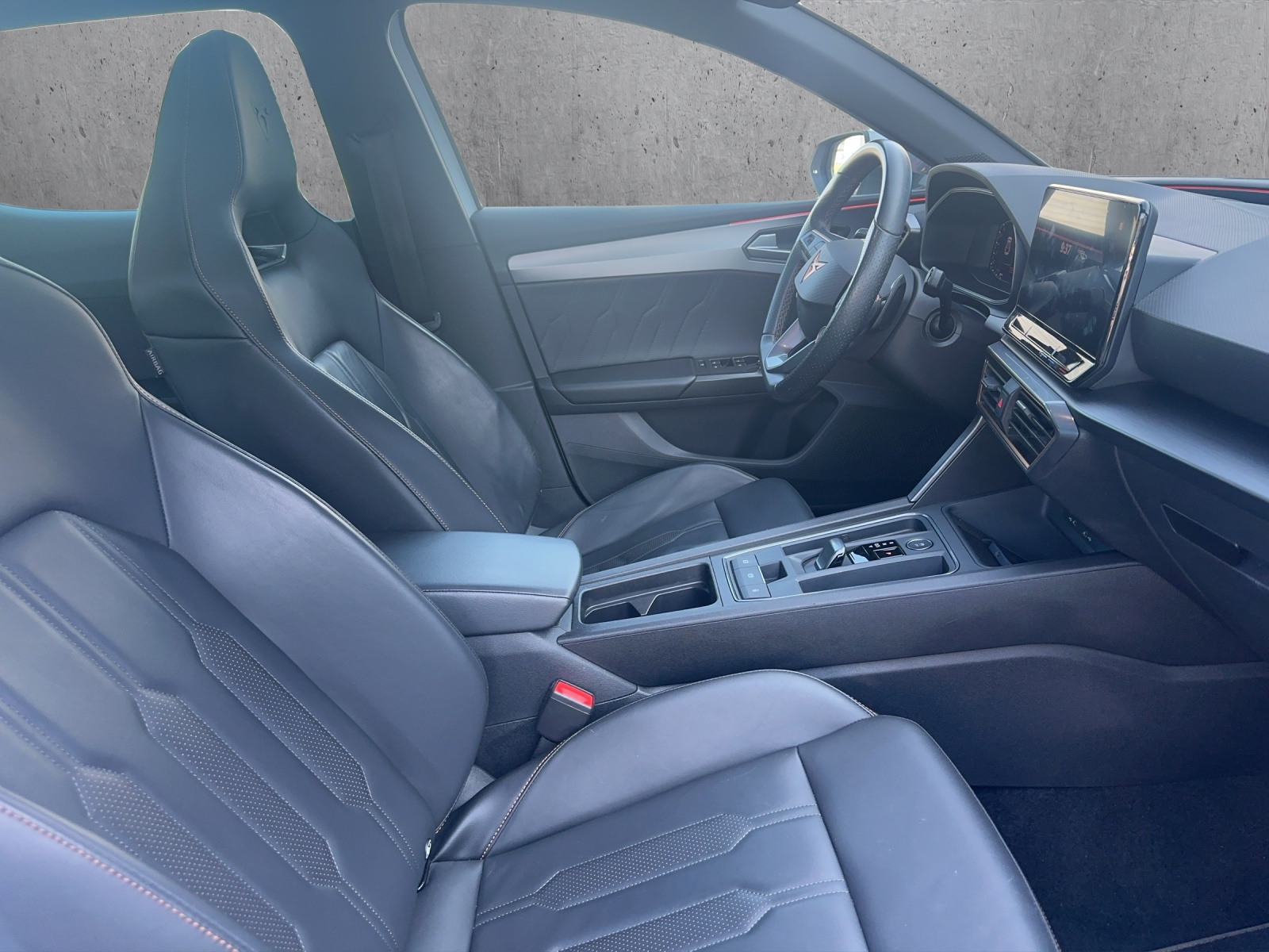 CUPRA LEON VZ 2.0 TSI DSG-image-8