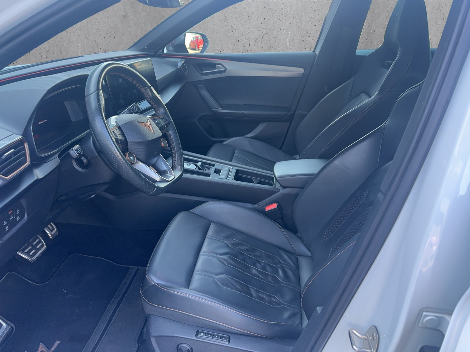 CUPRA LEON VZ 2.0 TSI DSG-image-6