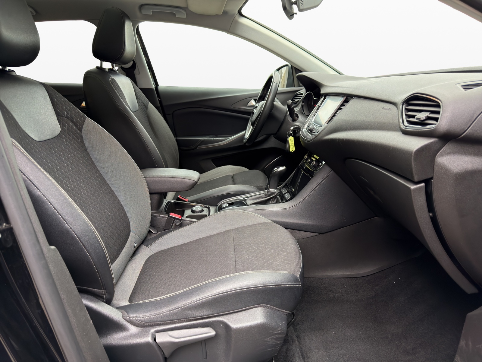 OPEL Grandland X 1.6CDTi Enjoy Automatik-image-12