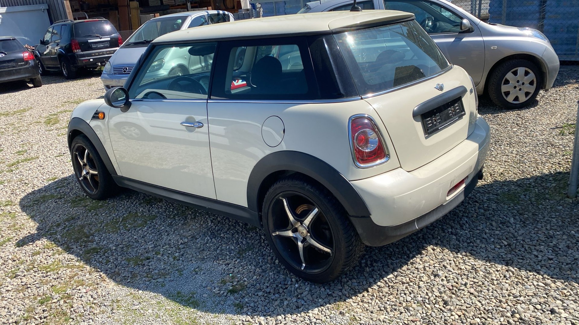 MINI One-image-5