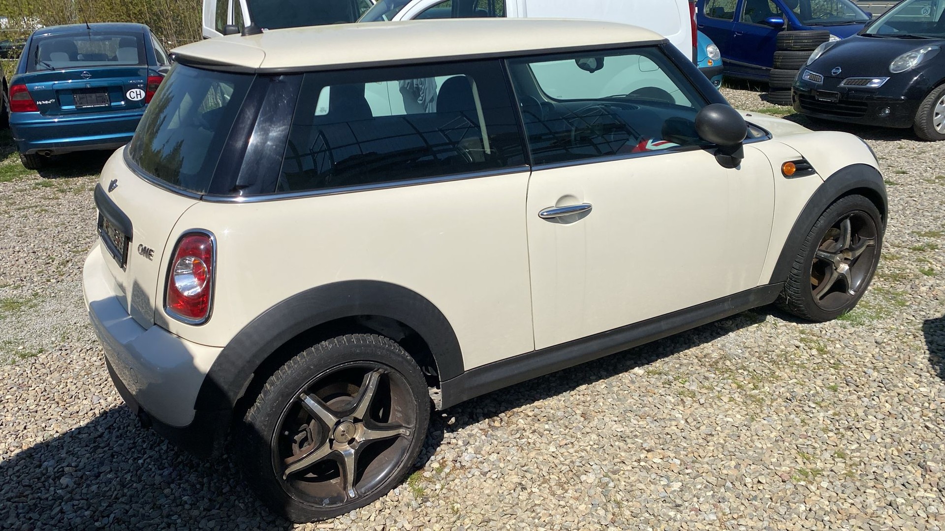 MINI One-image-4