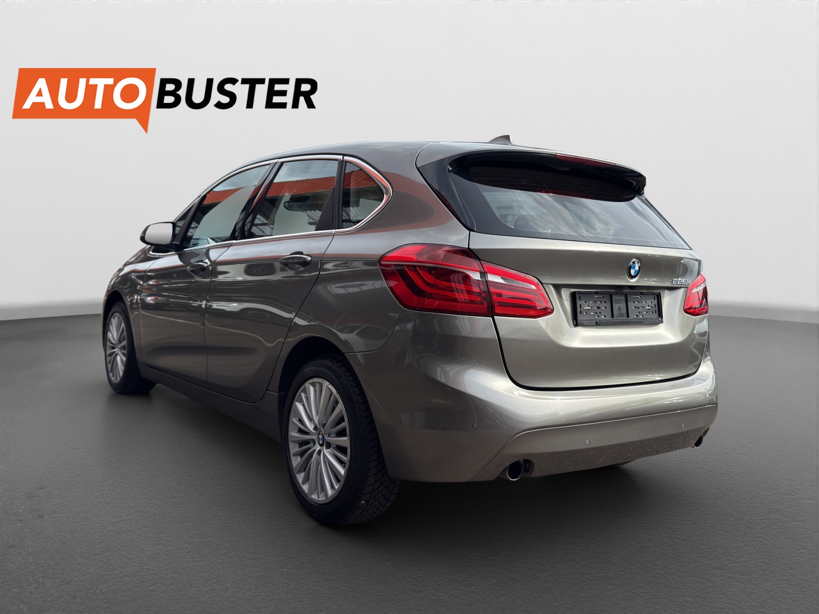 BMW 225i Active Tourer Steptronic-image-3