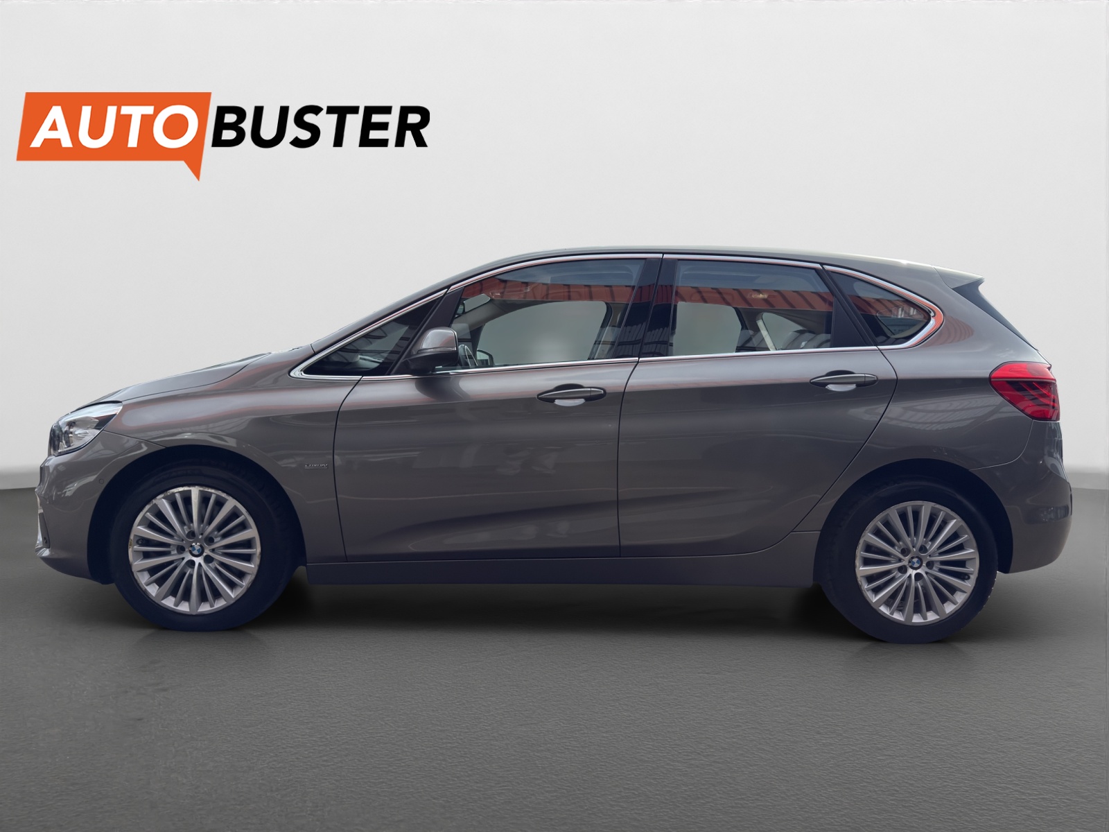 BMW 225i Active Tourer Steptronic-image-1
