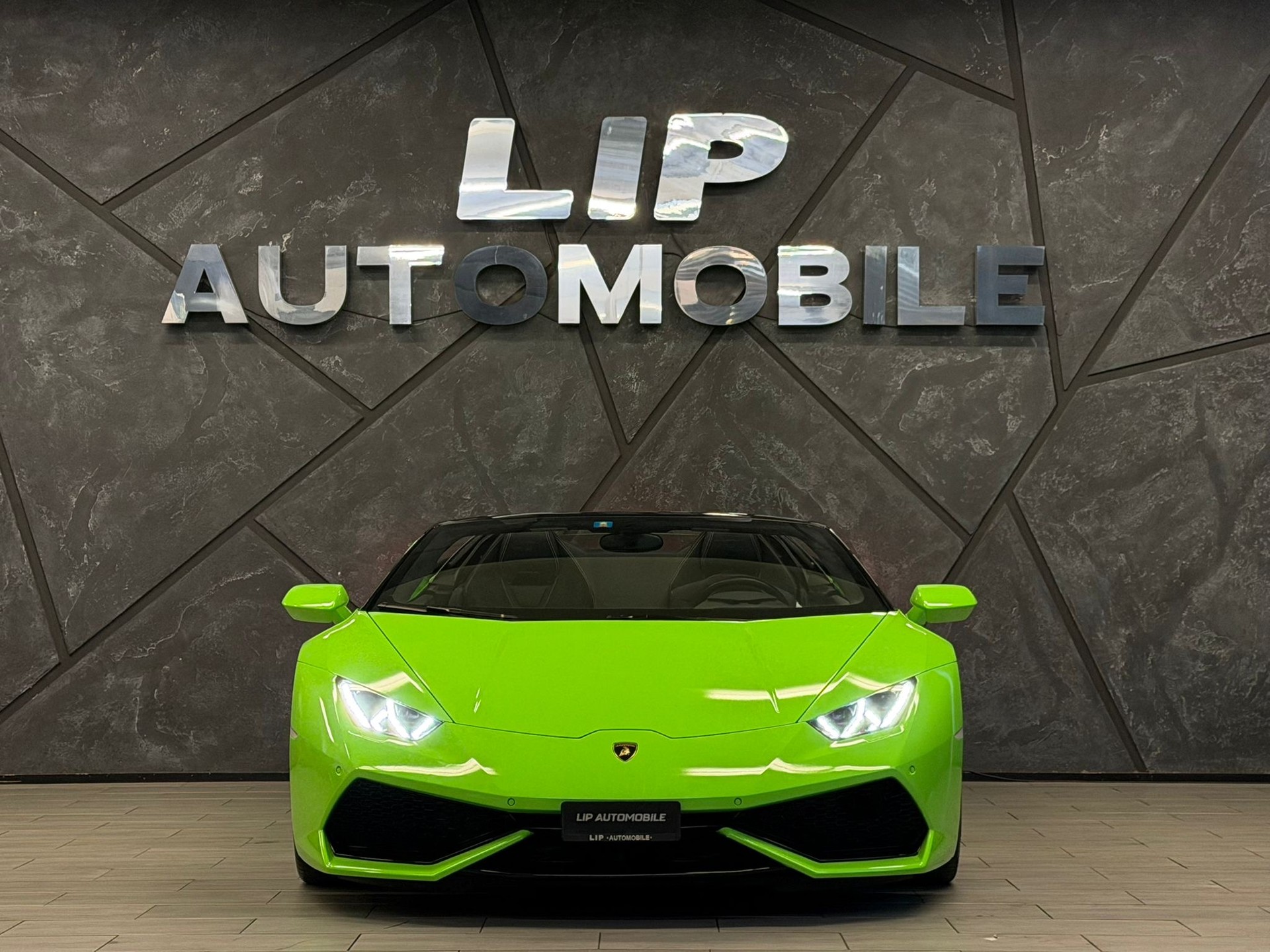 LAMBORGHINI Huracan LP610-4 Spyder DCT-showroom-element-1