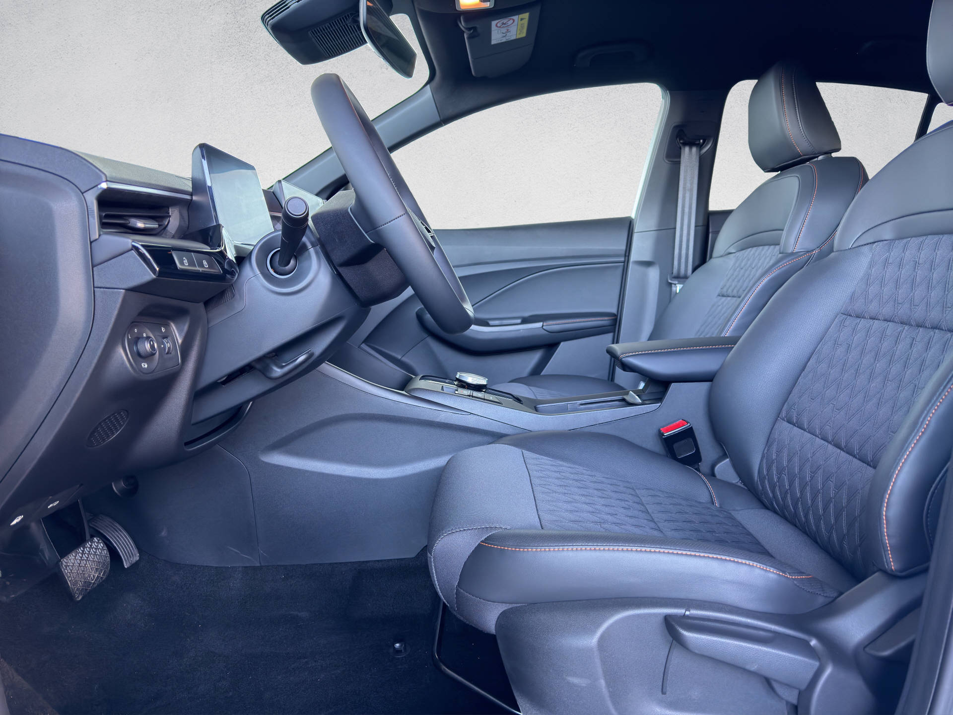 MG 3 1.5 Hybrid+ Luxury-image-9