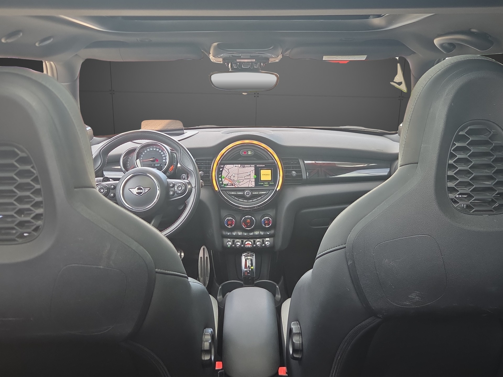 MINI Cooper John Cooper Works Steptronic-image-4