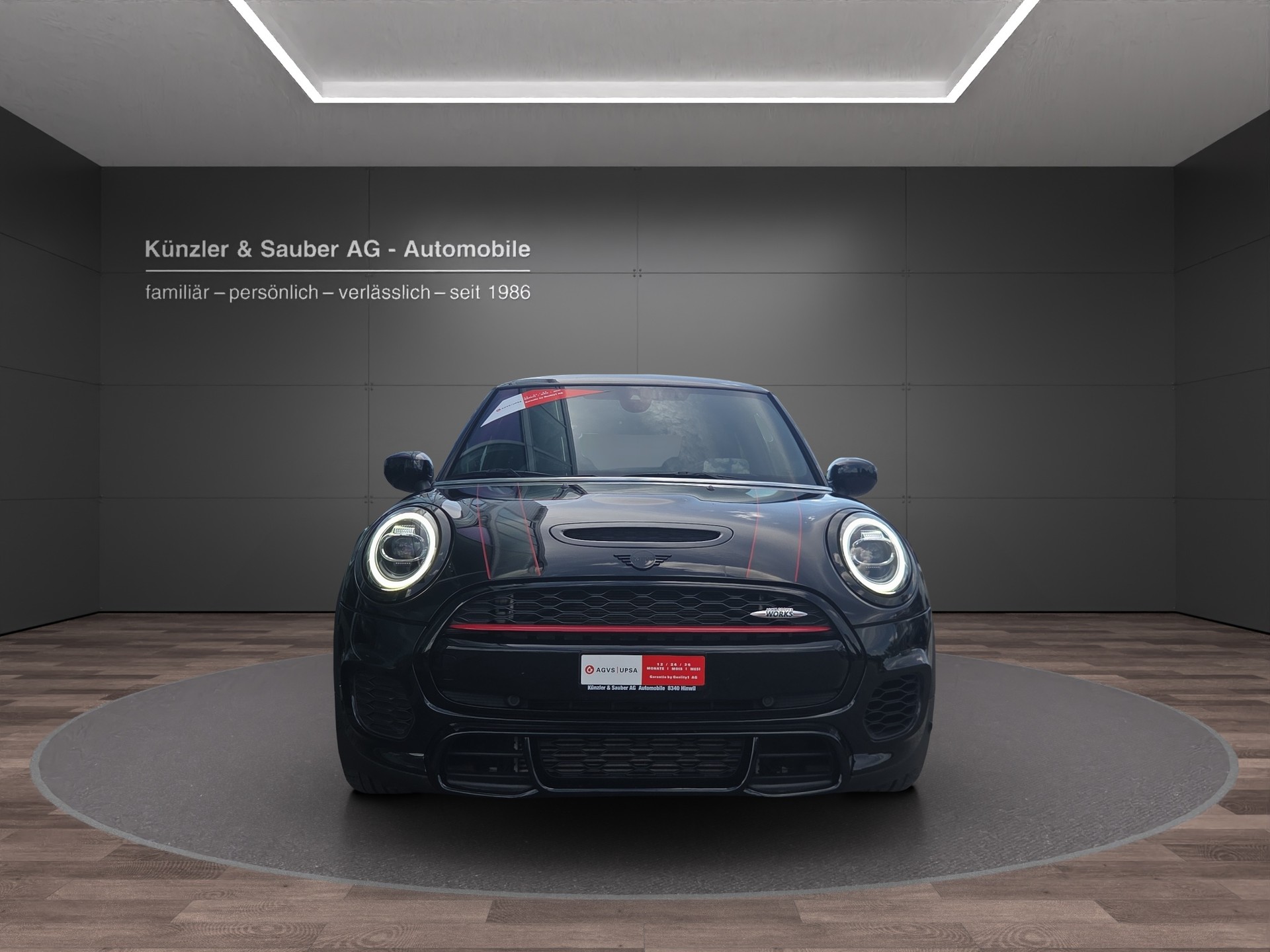 MINI Cooper John Cooper Works Steptronic-image-1