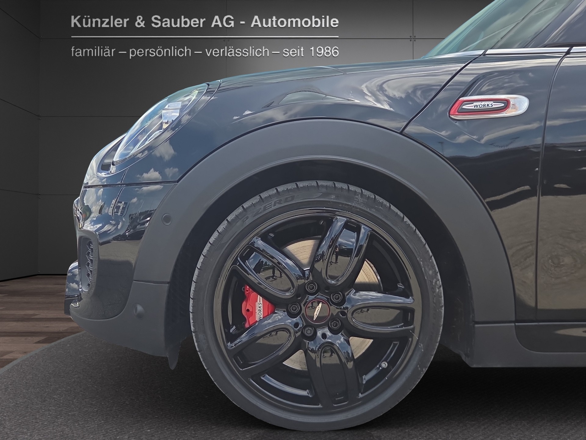 MINI Cooper John Cooper Works Steptronic-image-3
