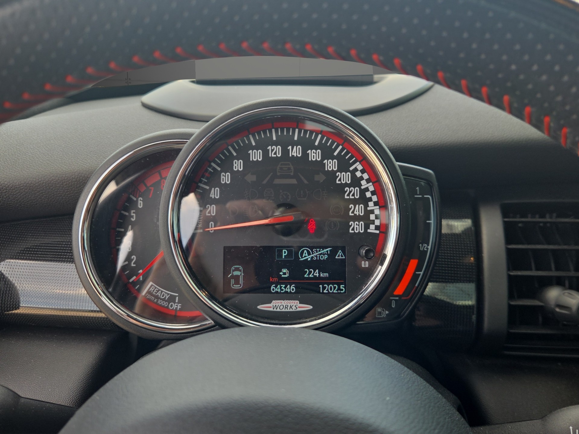 MINI Cooper John Cooper Works Steptronic-image-11