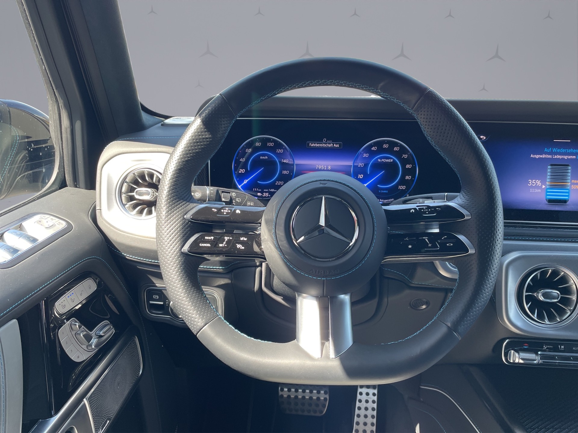MERCEDES-BENZ G 580-image-10