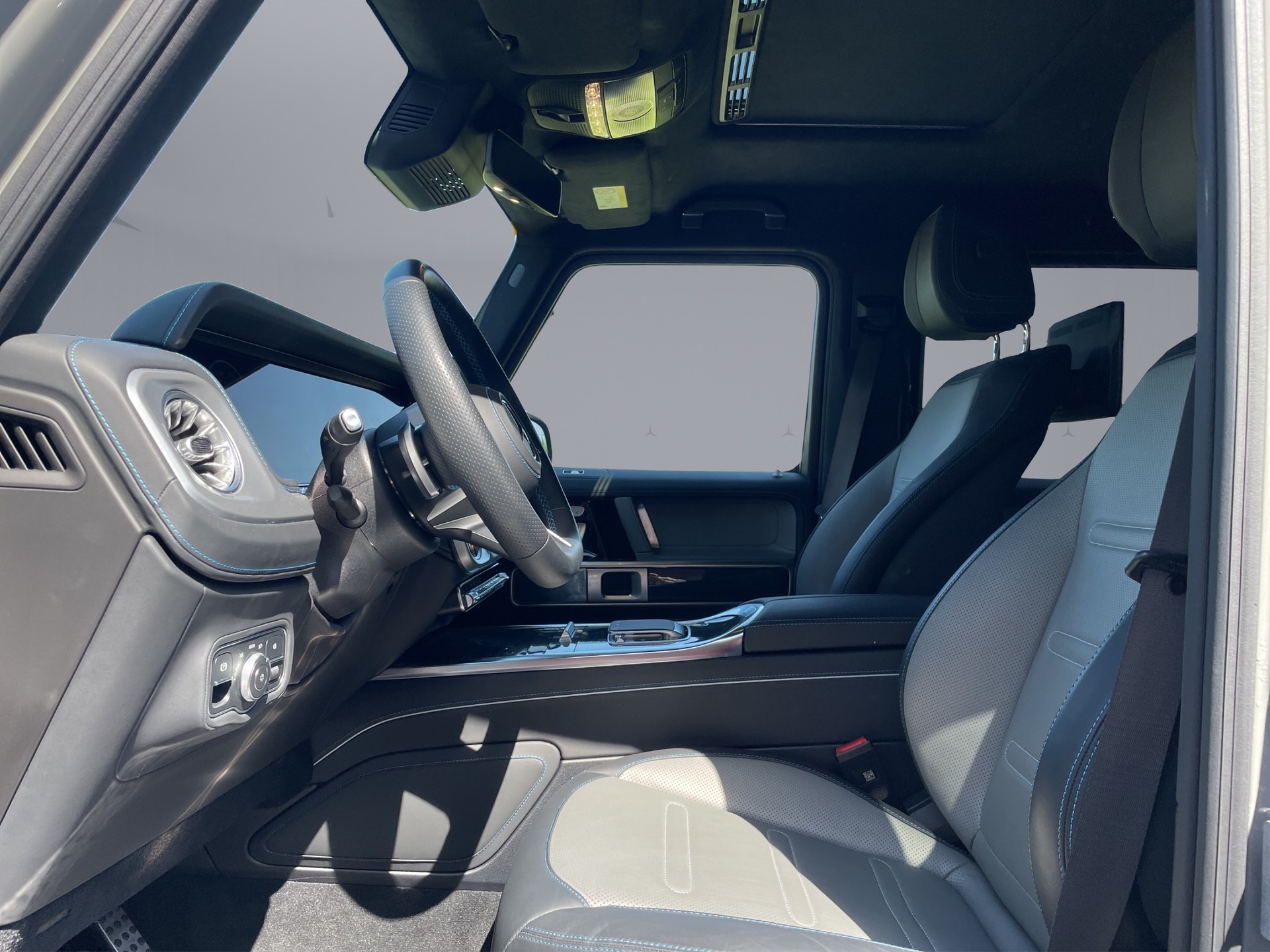 MERCEDES-BENZ G 580-image-9