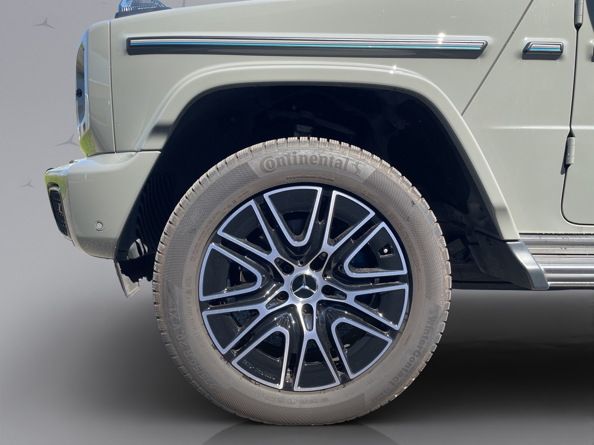 MERCEDES-BENZ G 580-image-2