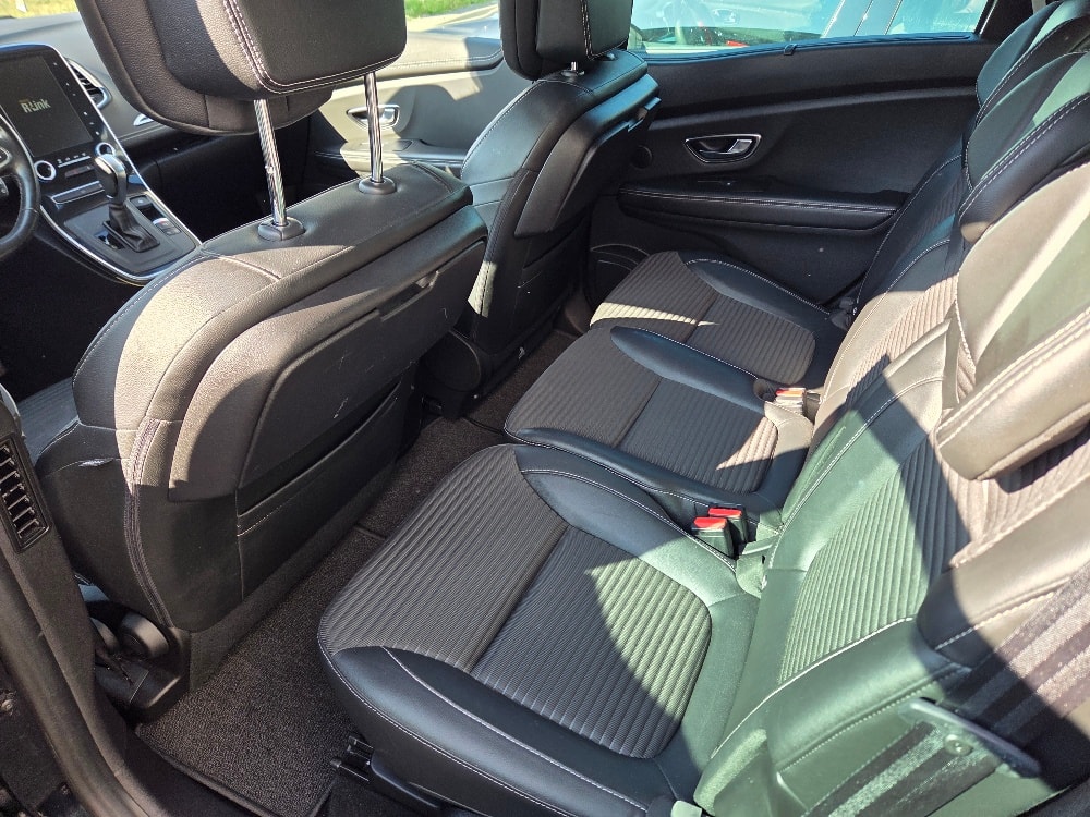 RENAULT Scénic 1.6 dCi Bose EDC-image-7