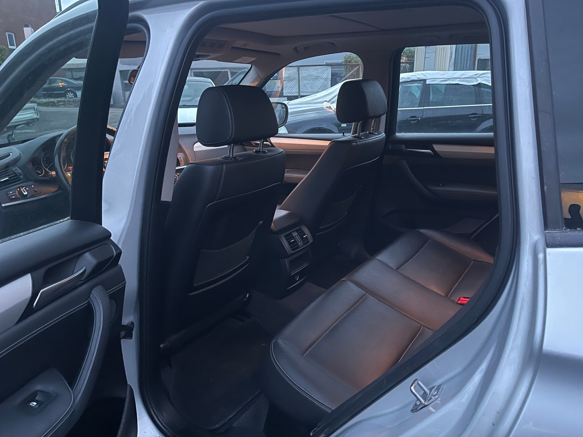 BMW X3 xDrive 20d Automat-MFK-image-10