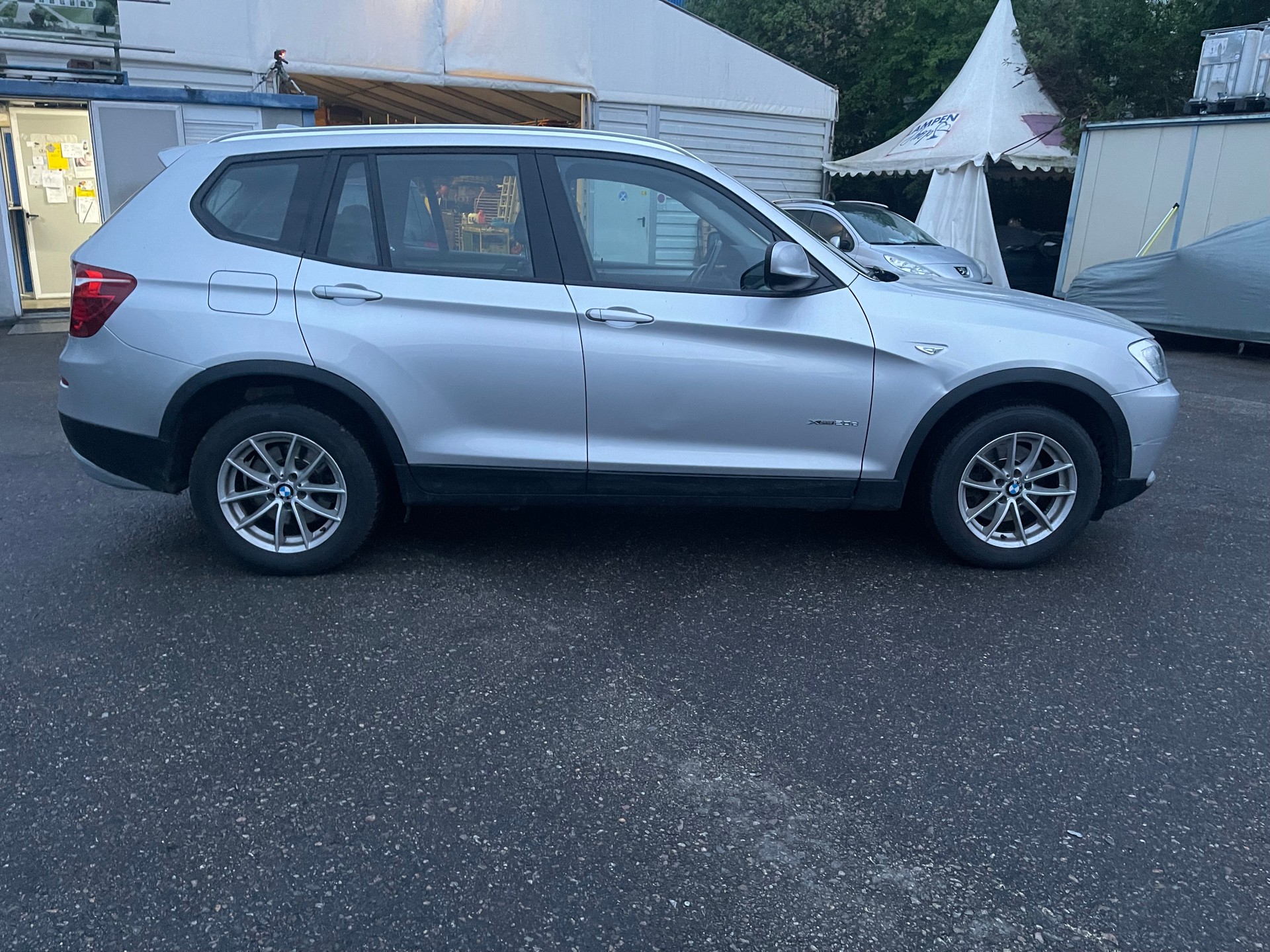 BMW X3 xDrive 20d Automat-MFK-image-3
