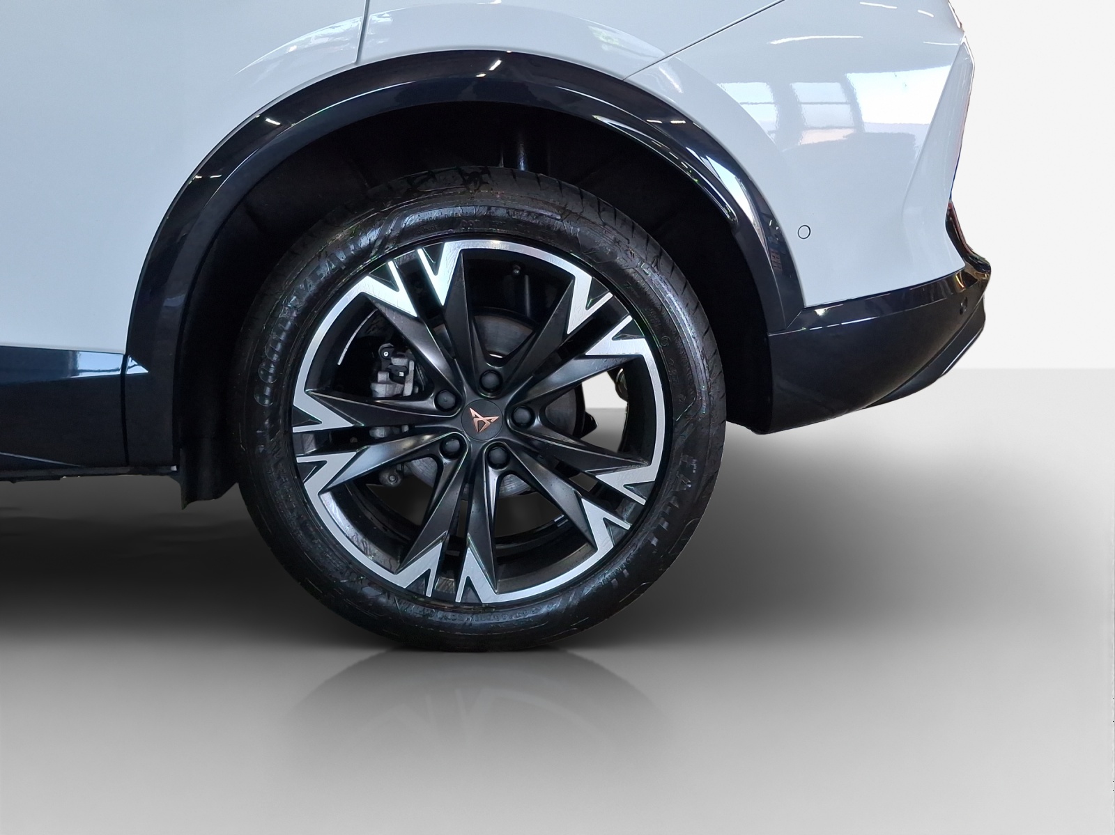 CUPRA Formentor 1.5 e-HYBRID pHEV DSG-image-13
