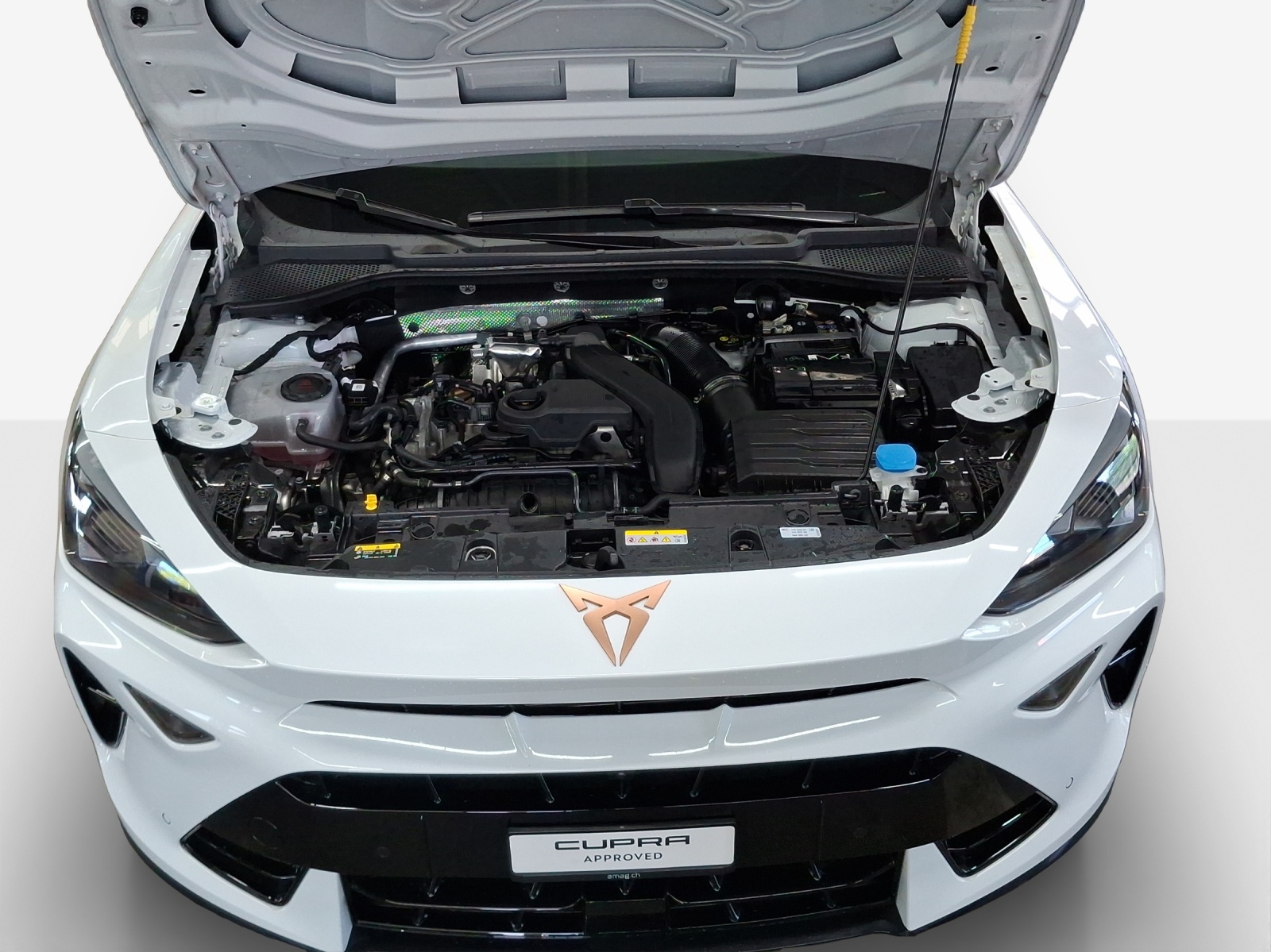CUPRA Formentor 1.5 e-HYBRID pHEV DSG-image-15