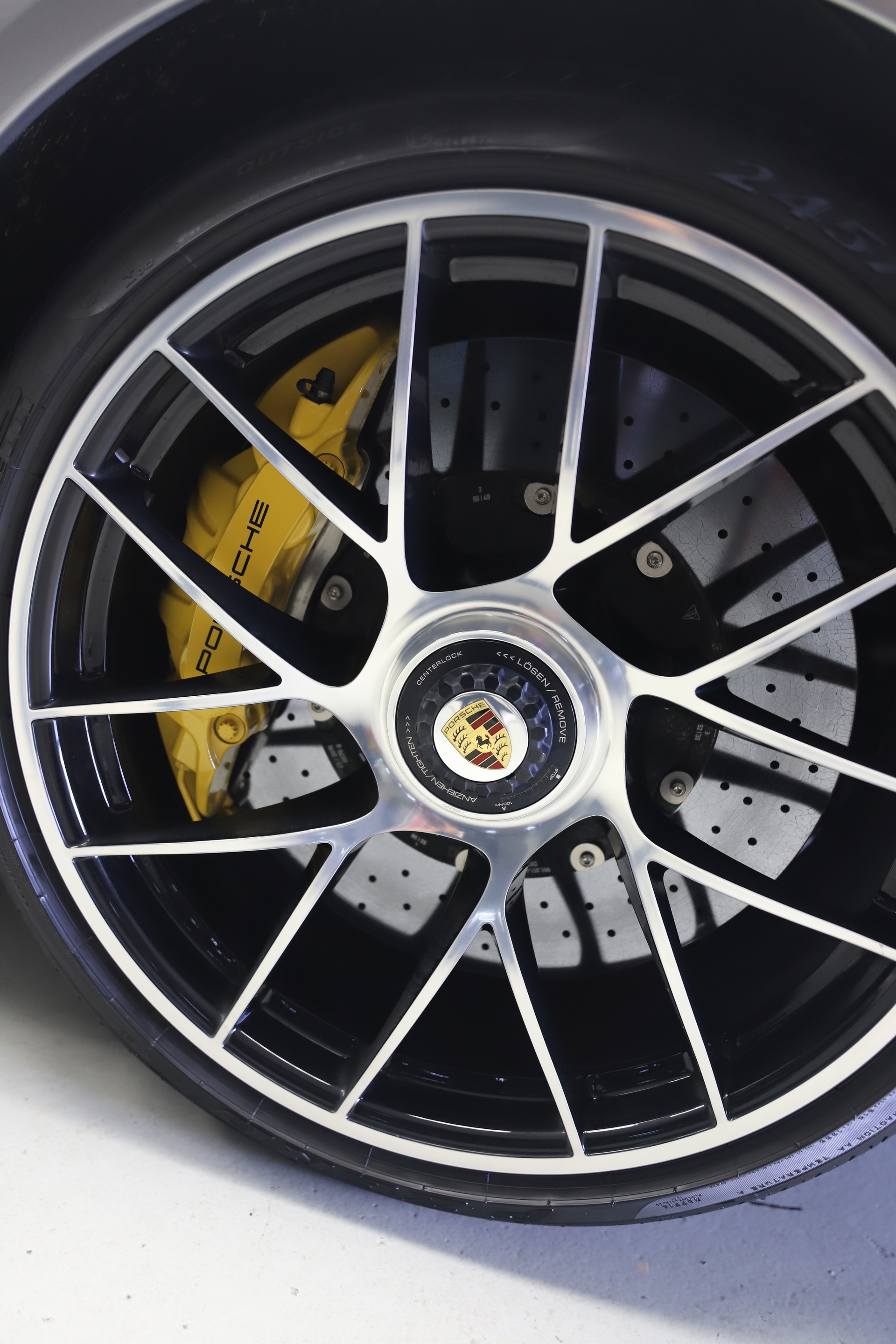 PORSCHE 911 Turbo S PDK-image-5