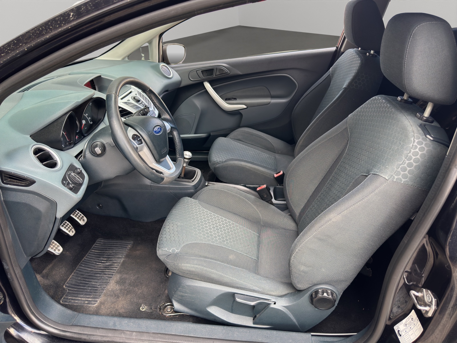 FORD Fiesta 1.6 16V Sport-image-9