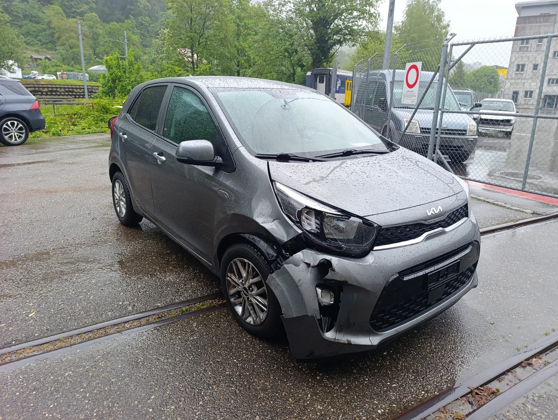 KIA Picanto 1.0 CVVT First Edition AMT-showroom-element-3