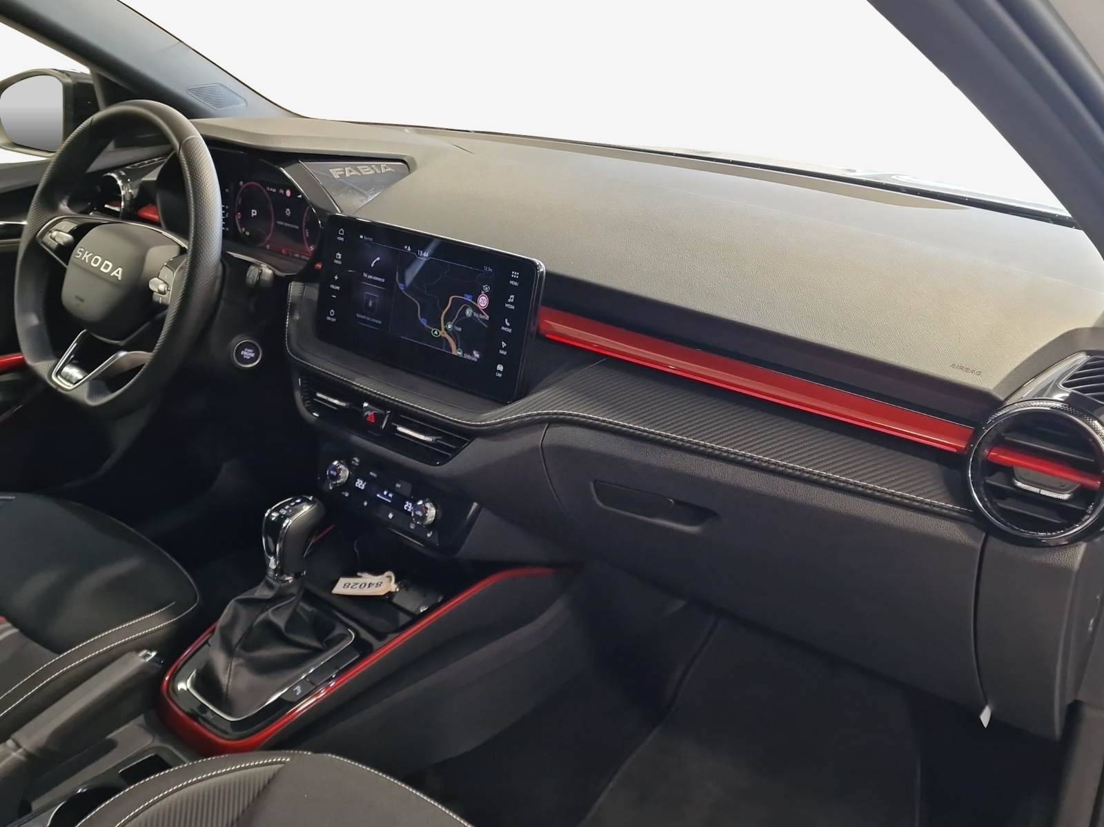 SKODA Fabia 1.0 TSI Monte Carlo DSG-image-13