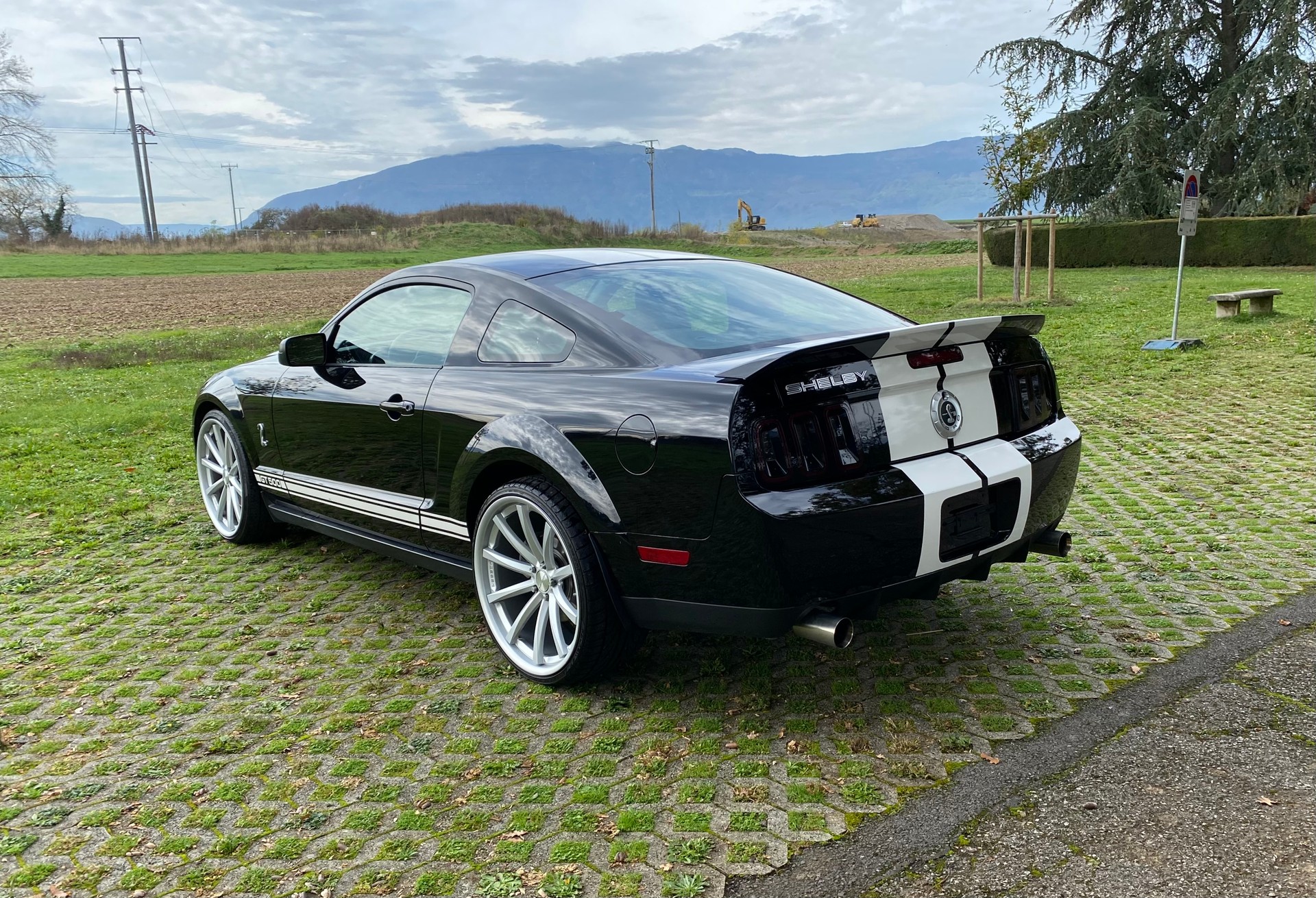 FORD Mustang GT 500 Shelby-image-5