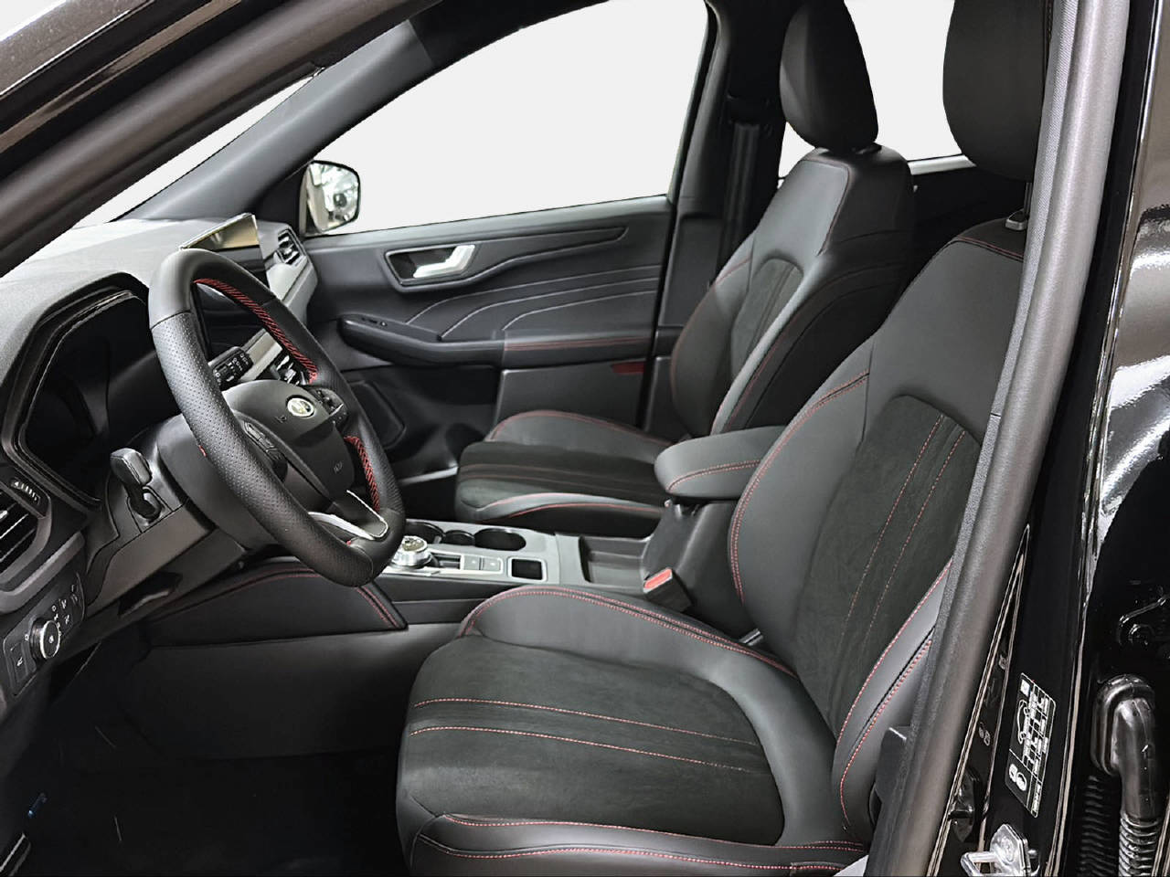 FORD Kuga 2.5 Hybrid ST-Line X 4x4-image-9