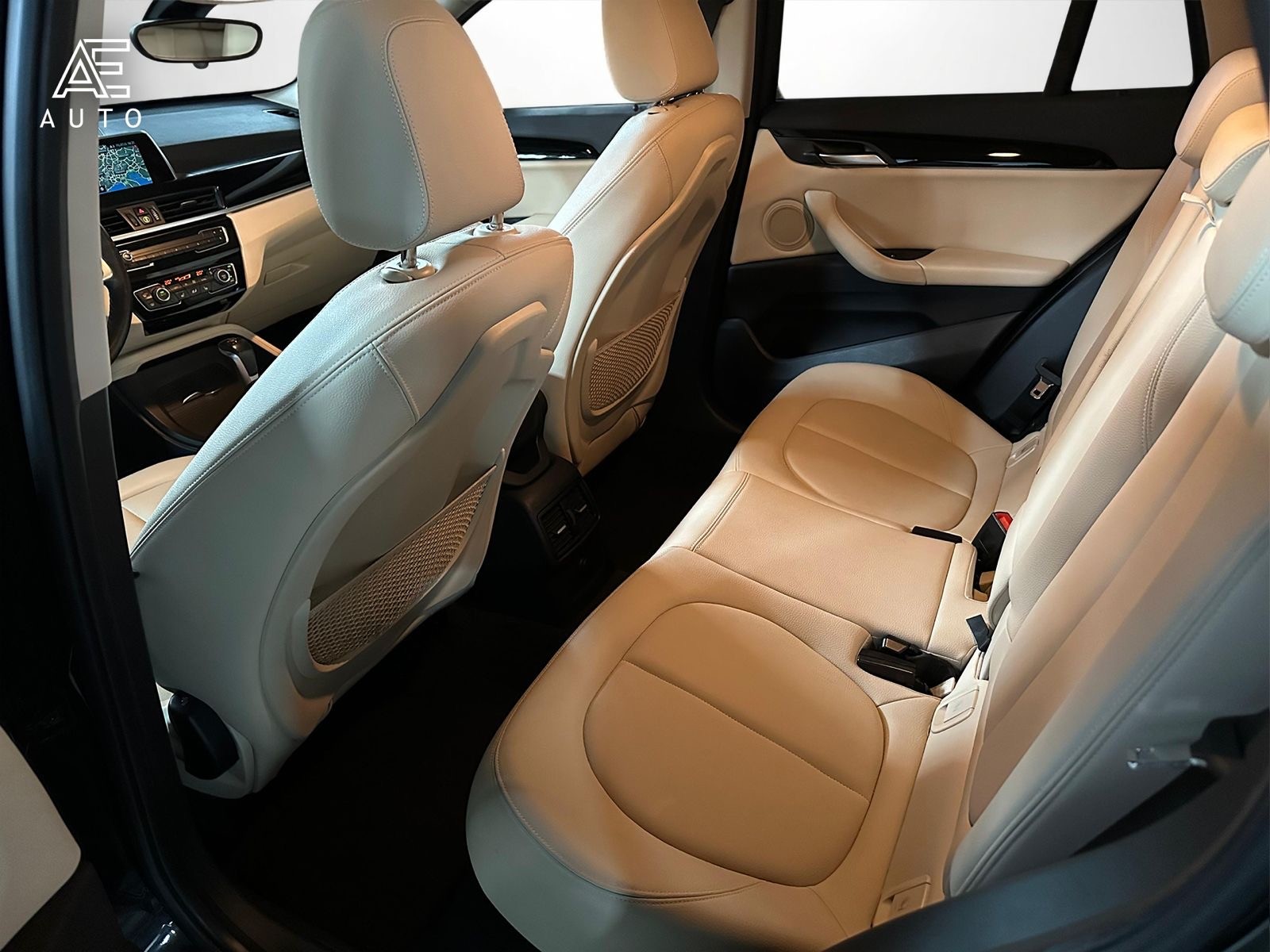 BMW X1 xDrive 18d Steptronic-image-12