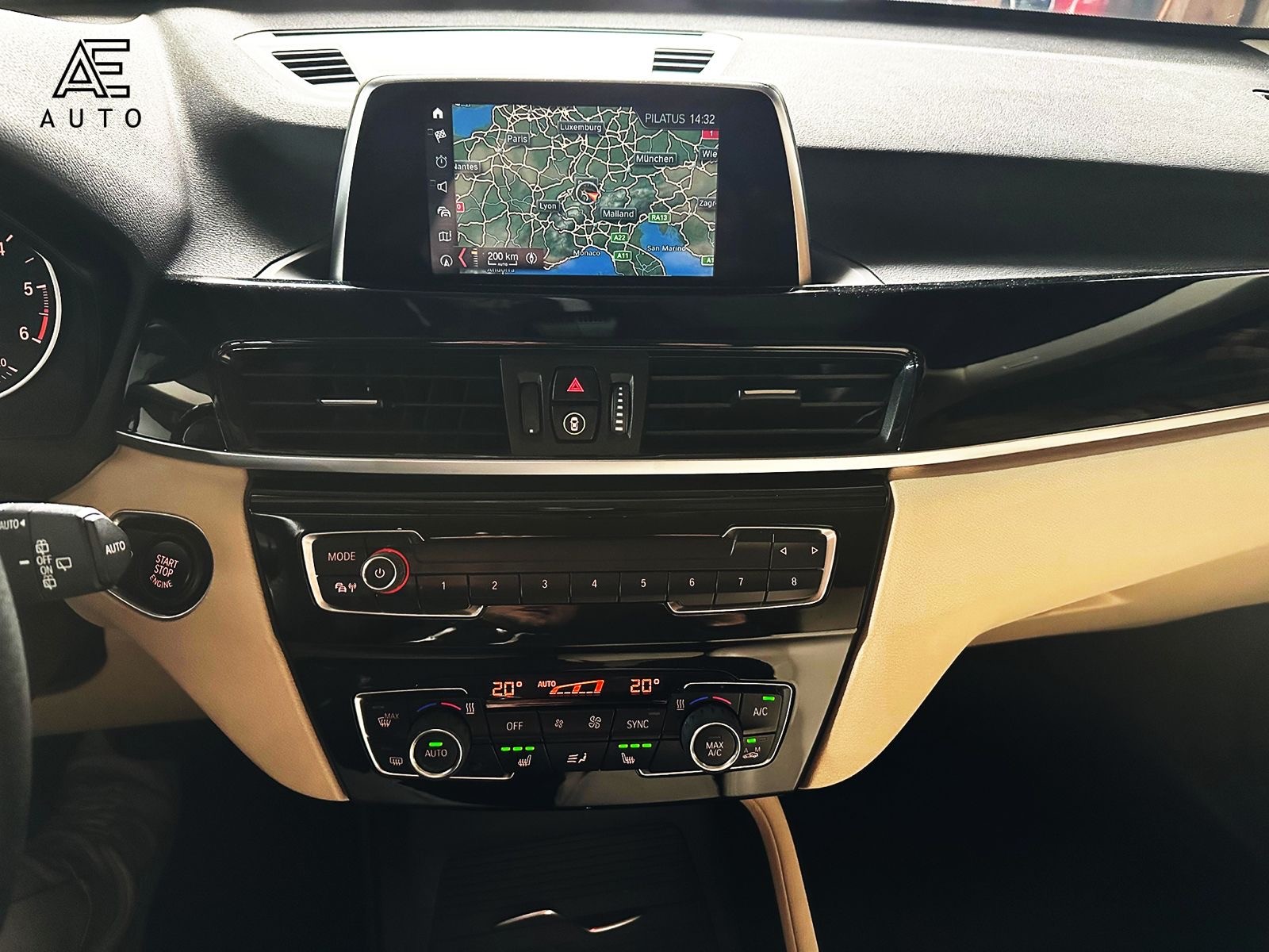 BMW X1 xDrive 18d Steptronic-image-11