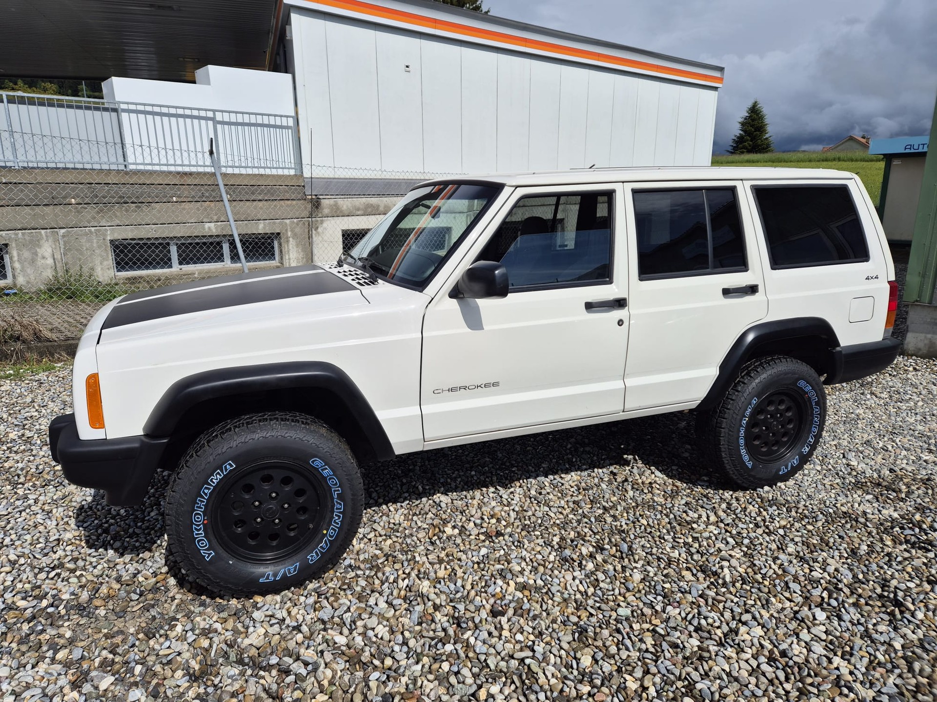 JEEP CHEROKEE 4.0 USA-image-4