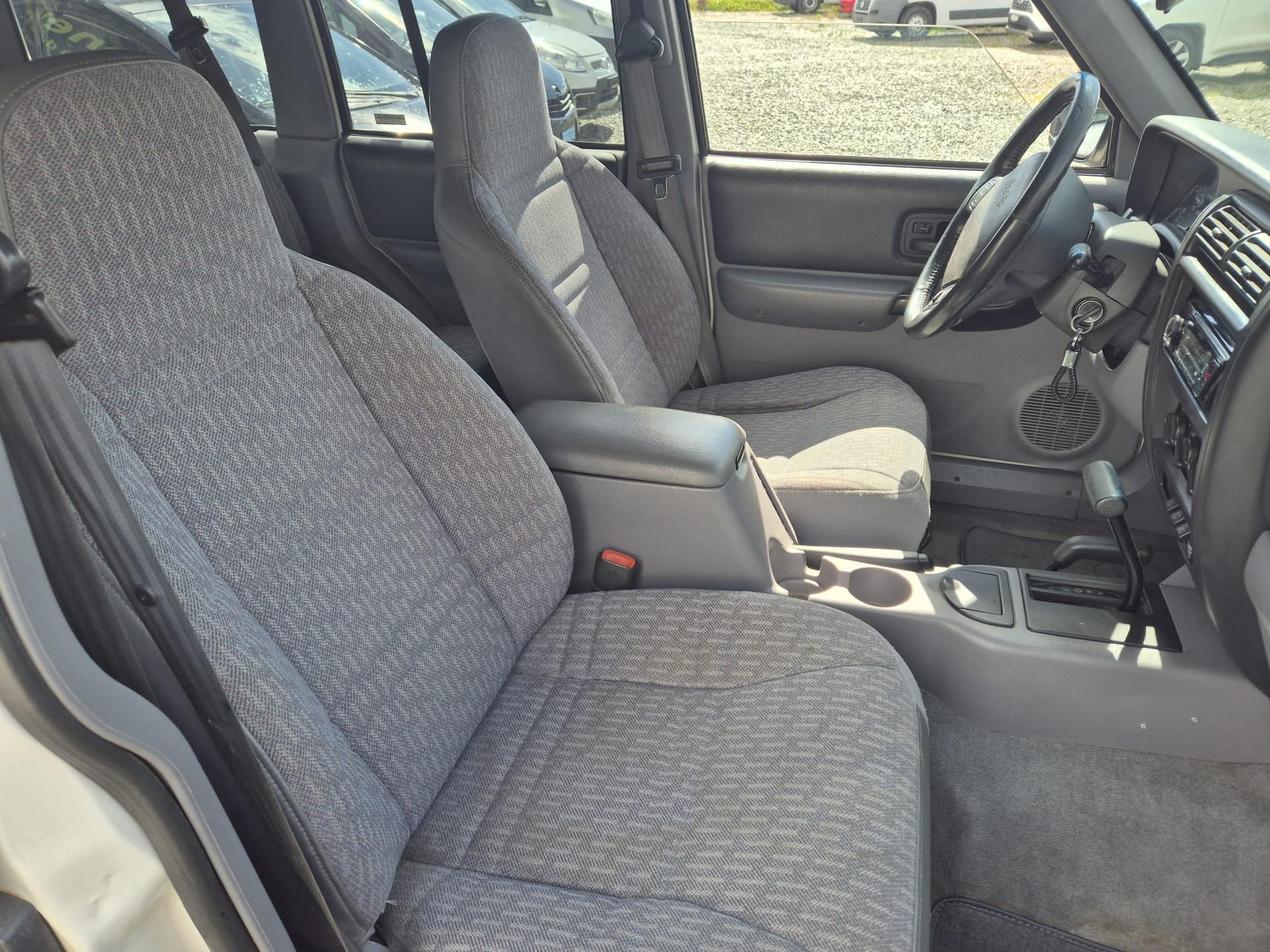 JEEP CHEROKEE 4.0 USA-image-11