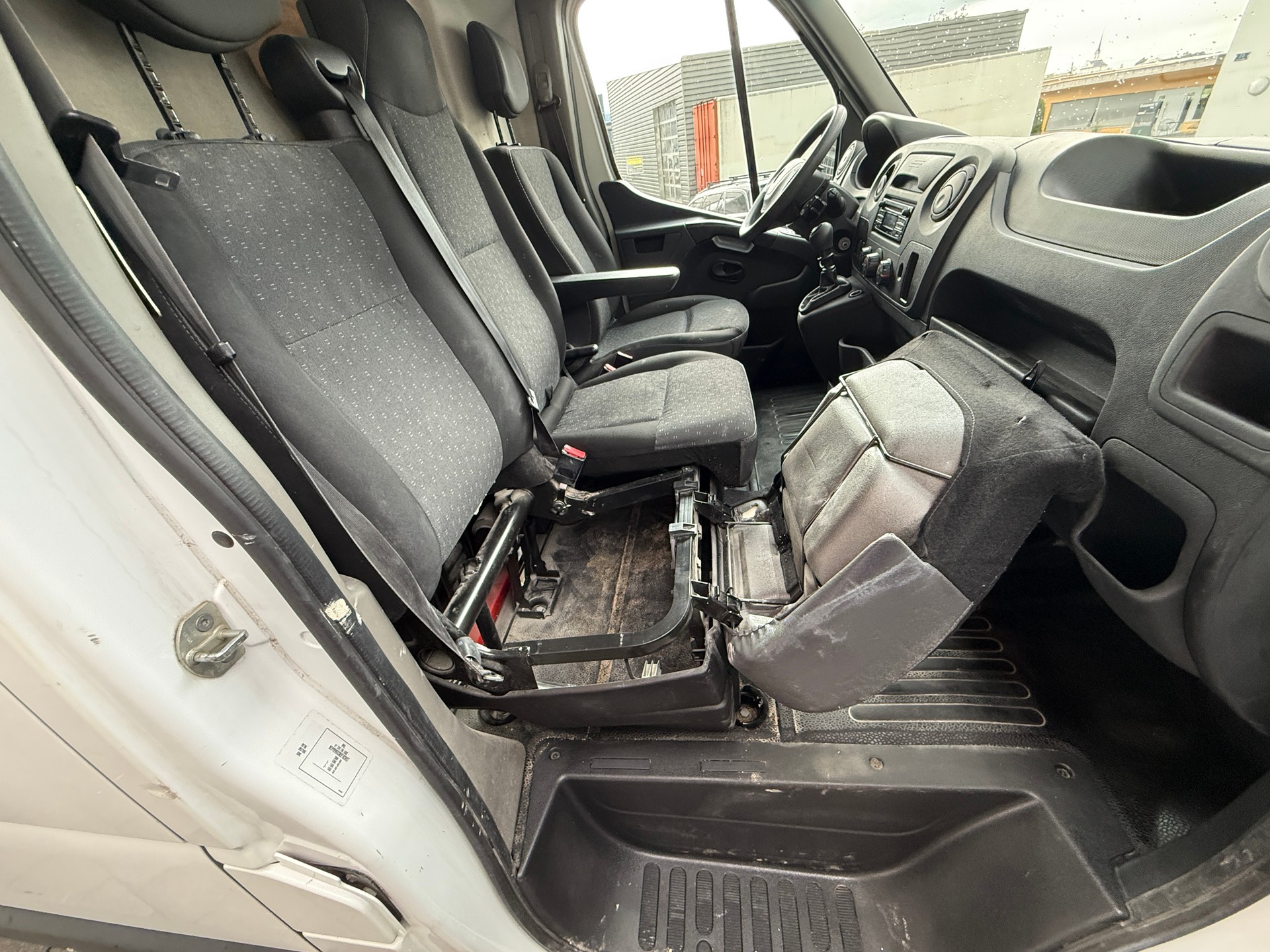 OPEL Movano 2.3 CDTI 2.8t L1H1-image-12