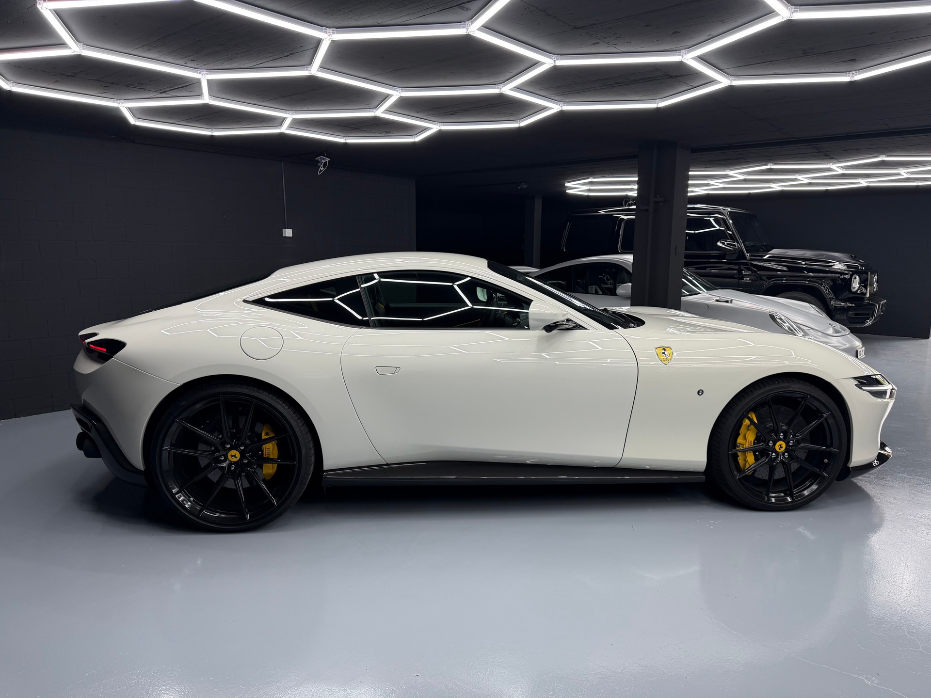 FERRARI Roma 3.9 V8 T-image-6