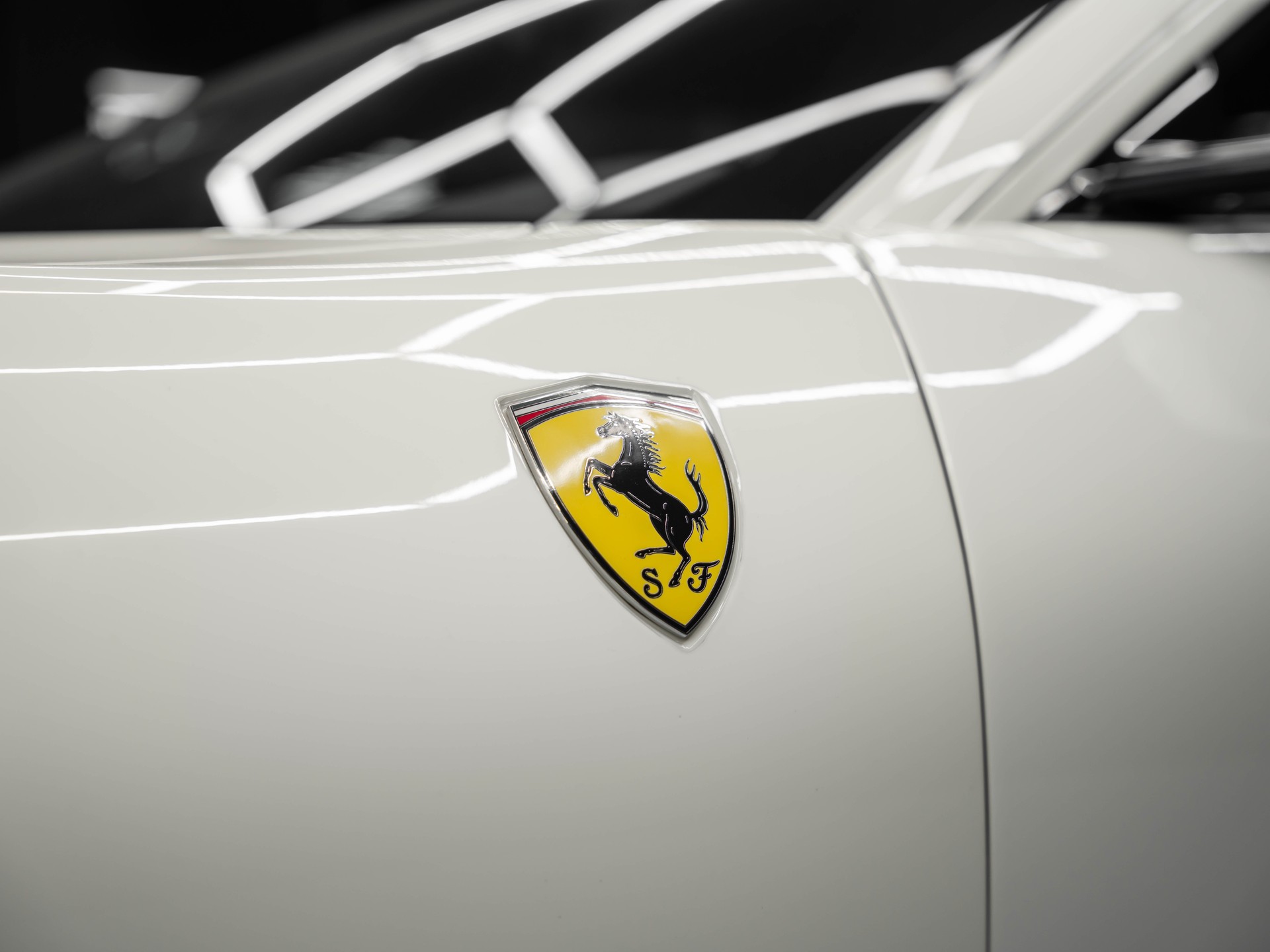 FERRARI Roma 3.9 V8 T-image-4
