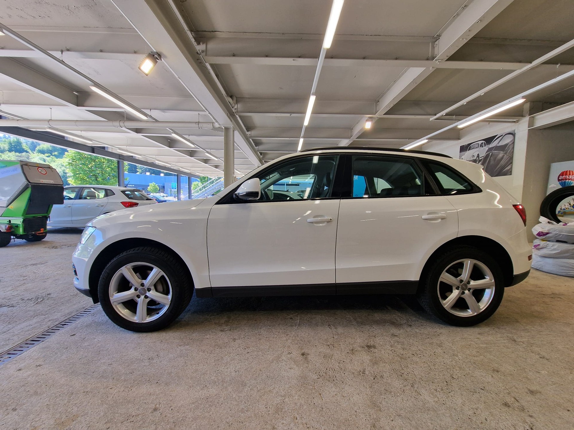 AUDI Q5 2.0 TFSI quattro tiptronic-showroom-element-2