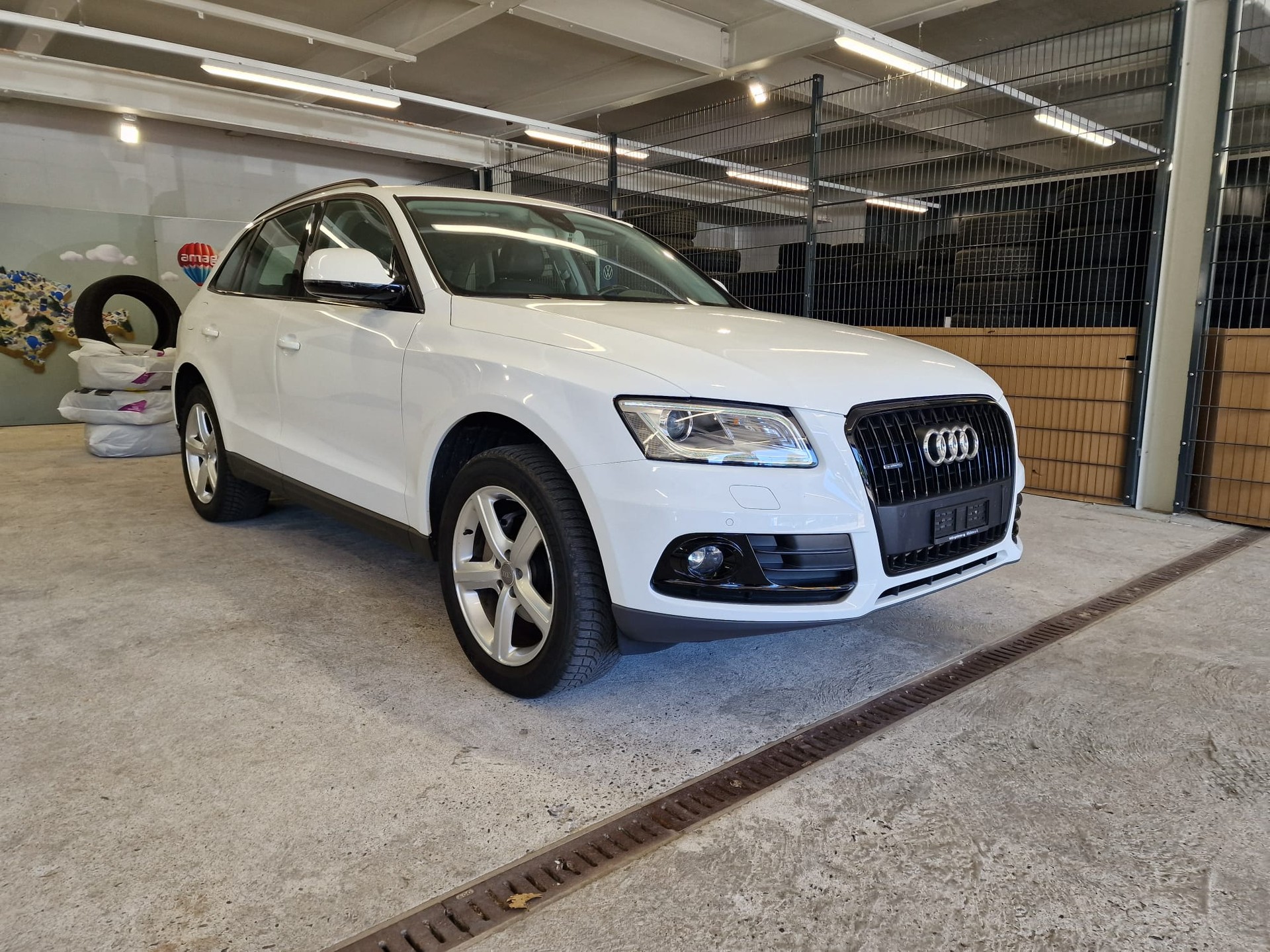 AUDI Q5 2.0 TFSI quattro tiptronic-image-6