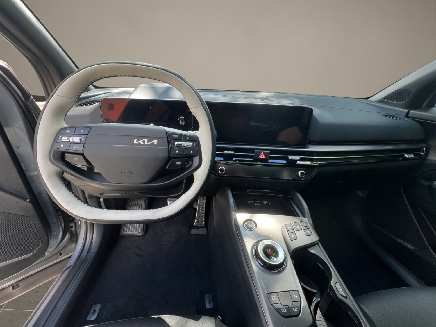 KIA Sportage 1.6 T-GDi Hybrid GT-Line-image-9