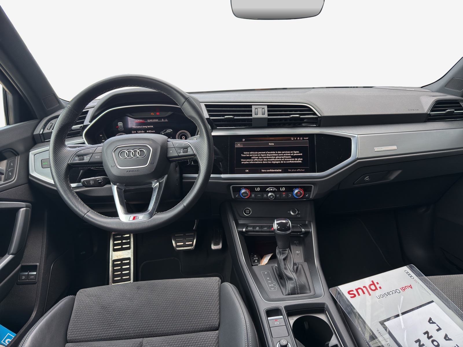 AUDI Q3 45 TFSI e S line S-tronic-image-9