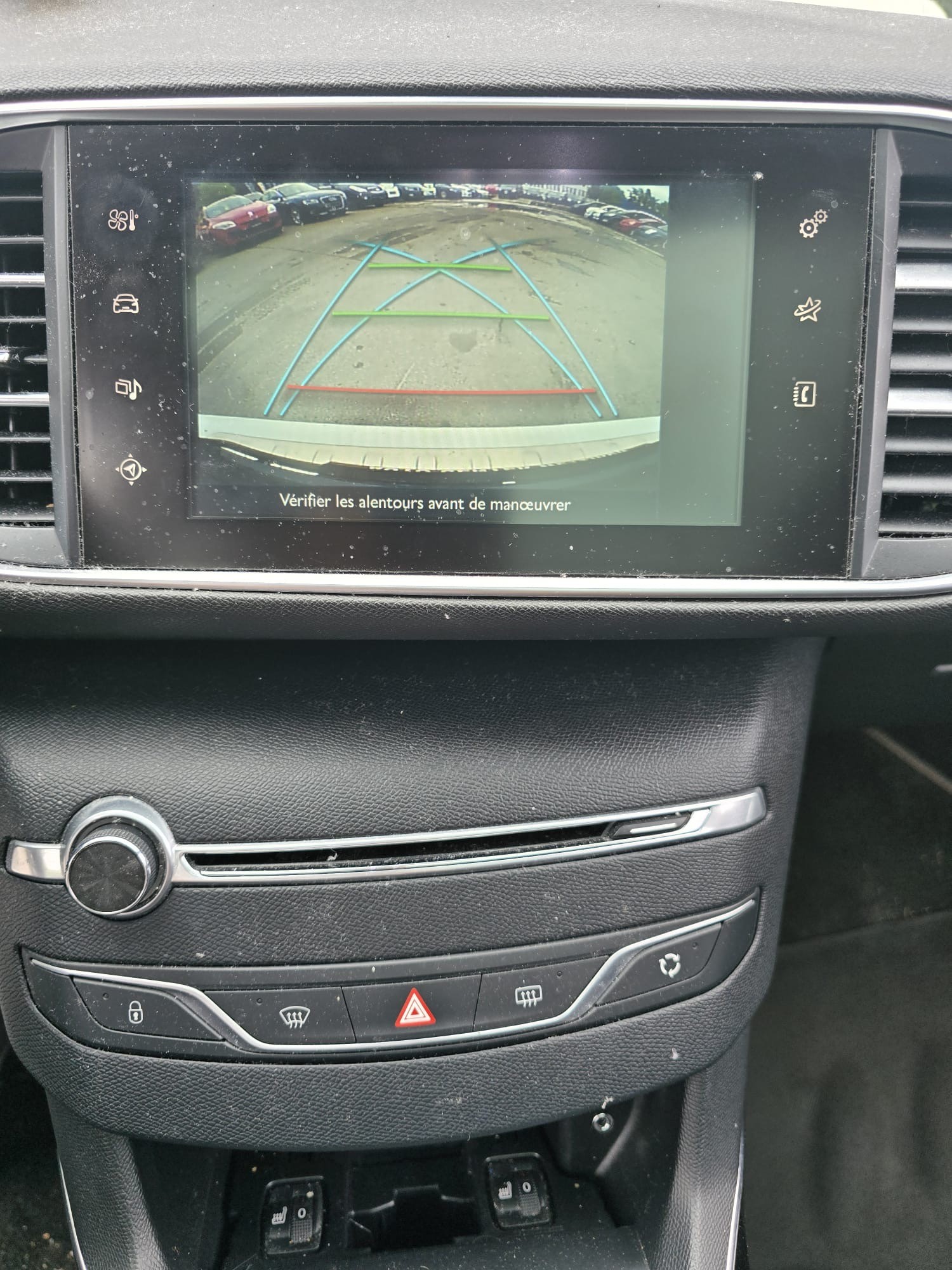 PEUGEOT 308 SW 1.2 THP GT Line Automatic-image-14