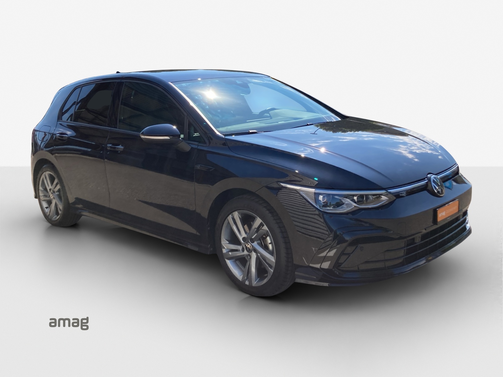 VW Golf 1.5 eTSI mHEV ACT R-Line DSG-image-5